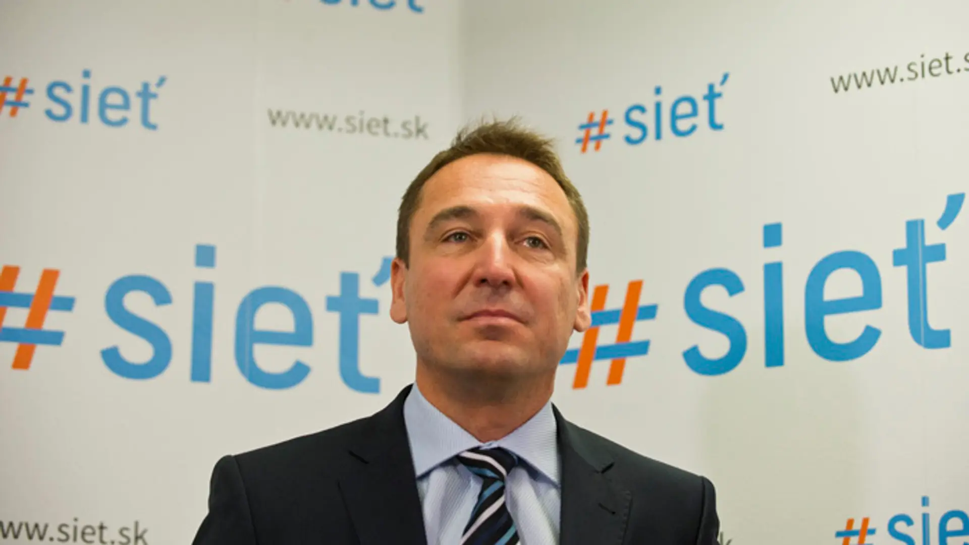 Nominant na ministra, dopravy, výstavby a regionálneho rozvoja SR Roman Brecely.