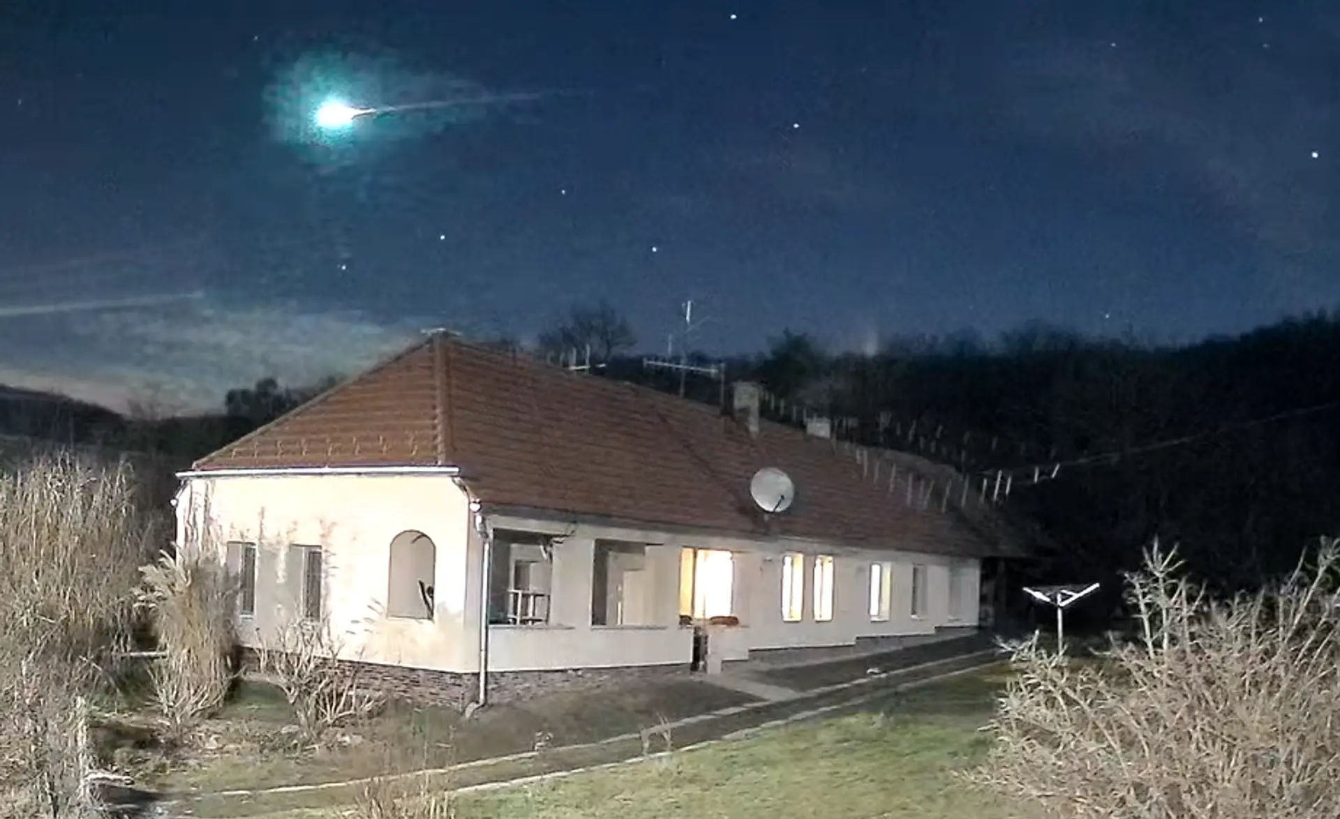 Bolid, ktorý spozorovali nad Maďarskom.