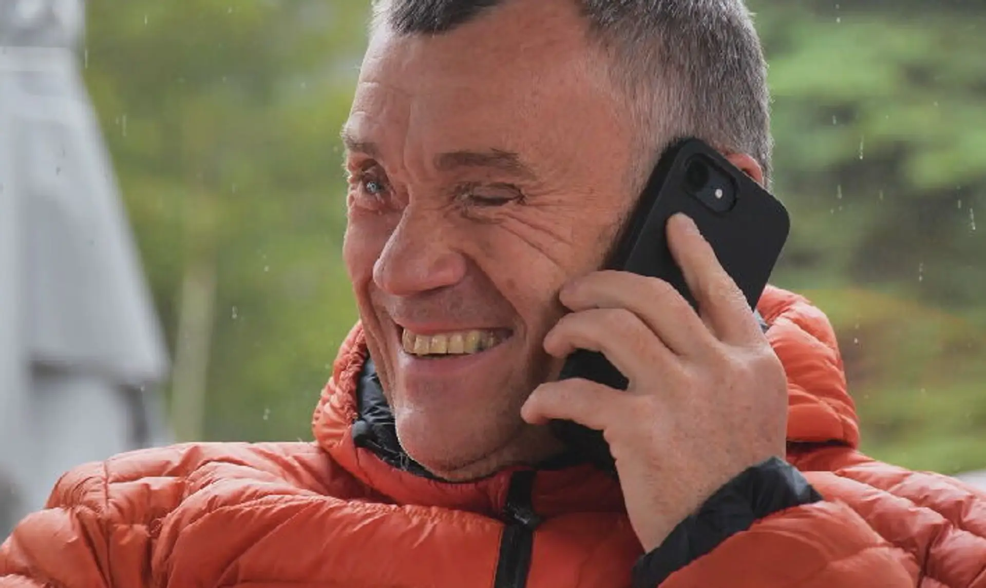 Pavol Kéri, ktorý prišiel o zrak, dnes behá maratóny a zdoláva horské vrcholy. 