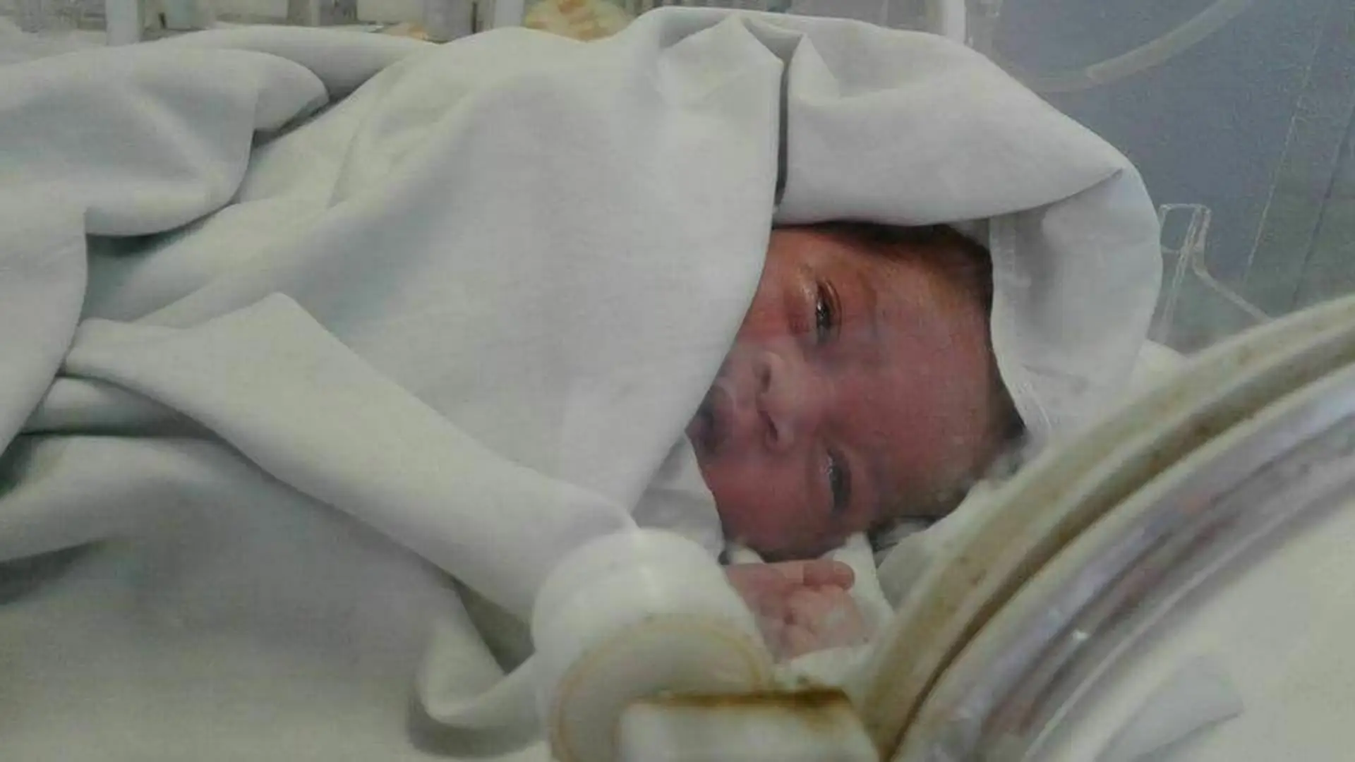 Grace April sa v súčasnosti zotavuje v opatere lekárov. 