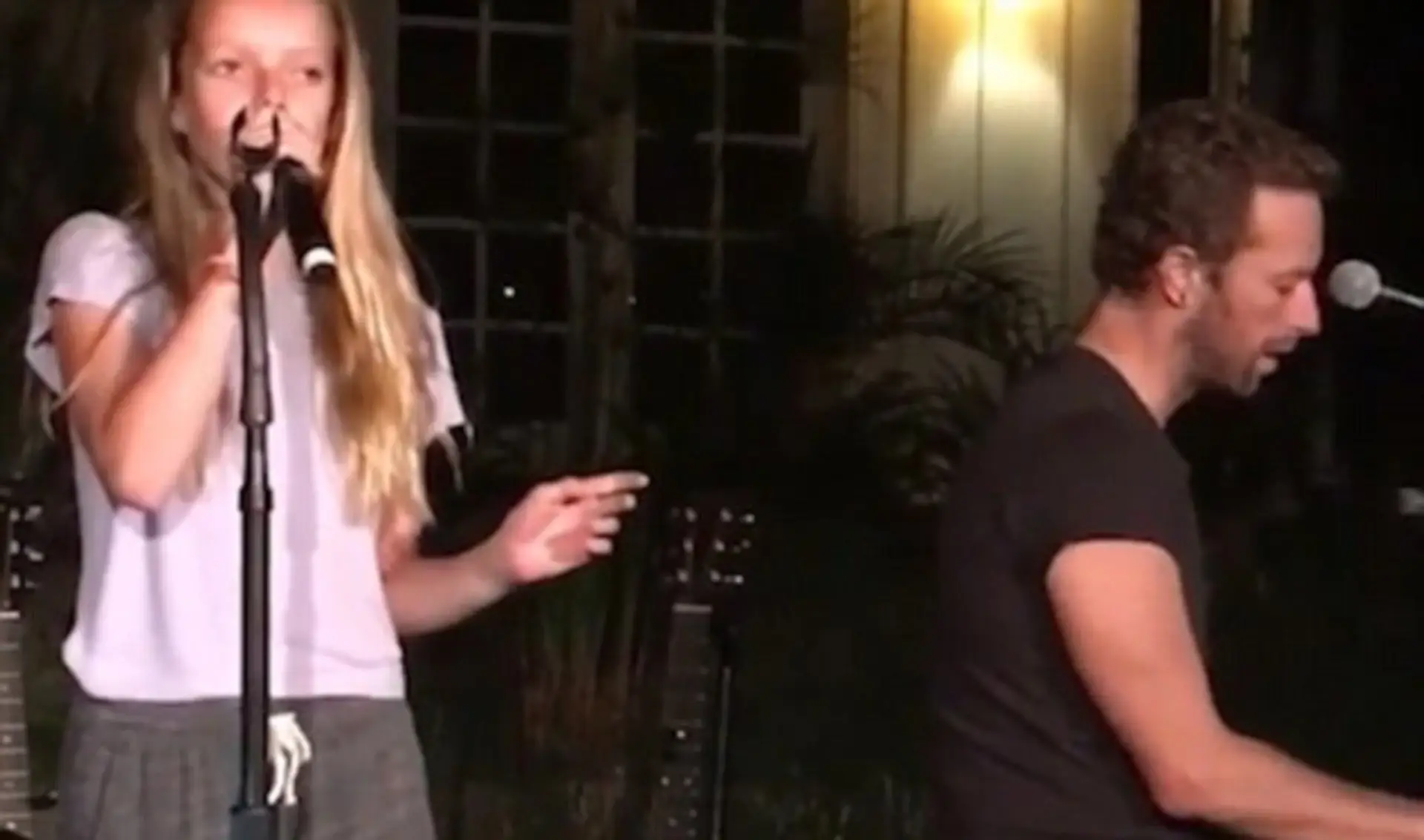 Gény nezaprie. Pozrite si, ako spieva dcéra Gwyneth Paltrow a speváka z Coldplay