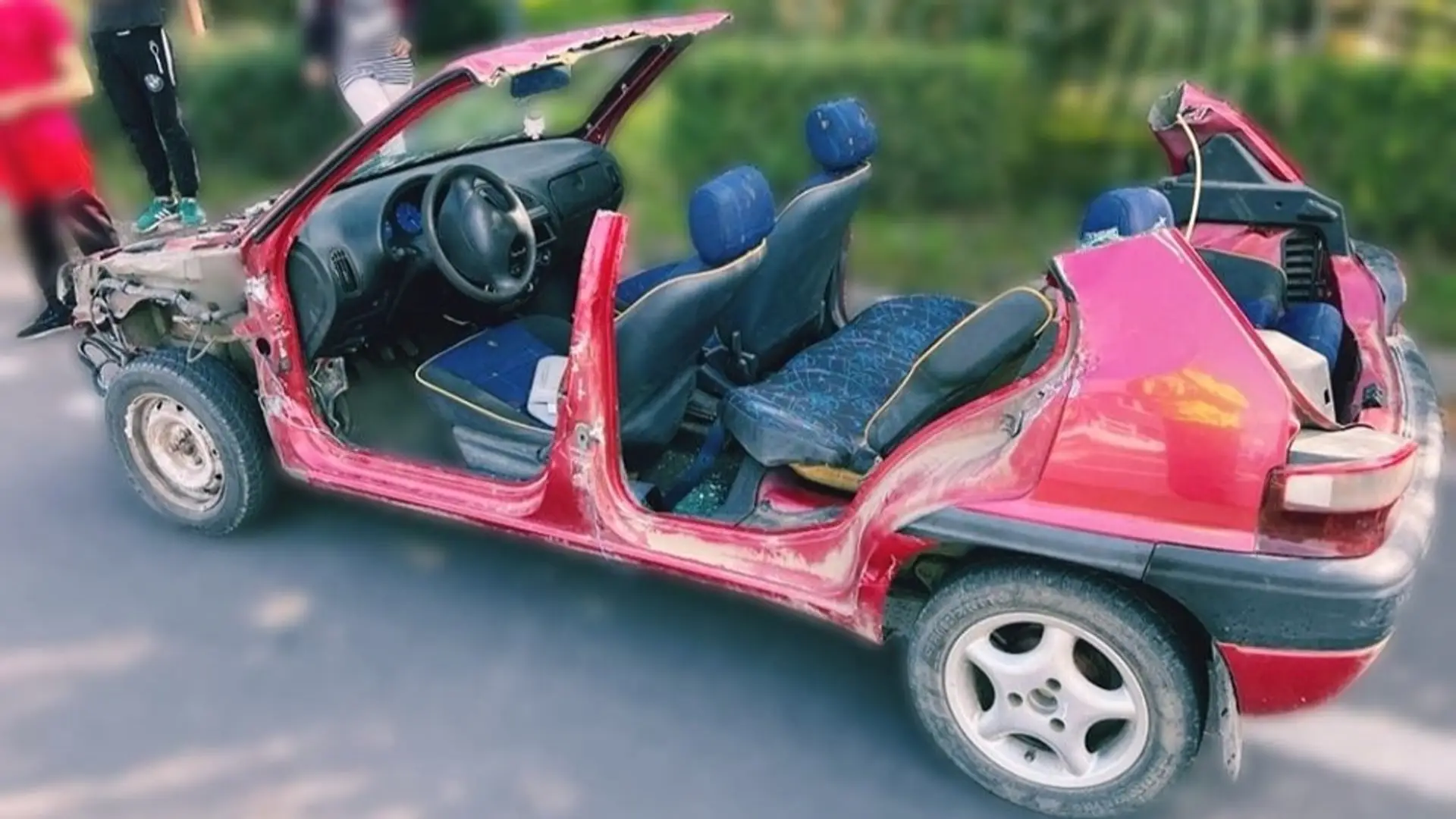 Netradičný „kabriolet“ v Lučenci. 