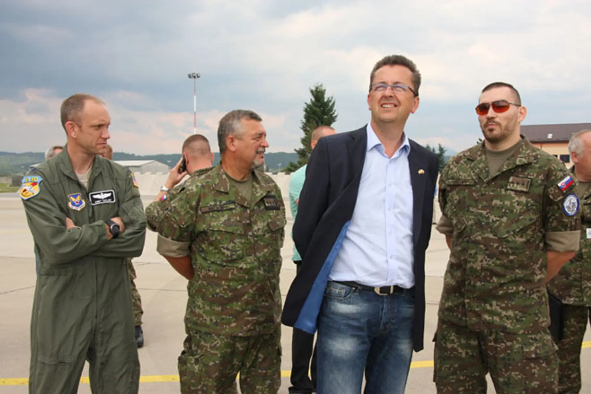 Minister obrany Martin Glváč na cvičení USAF E na Slači.