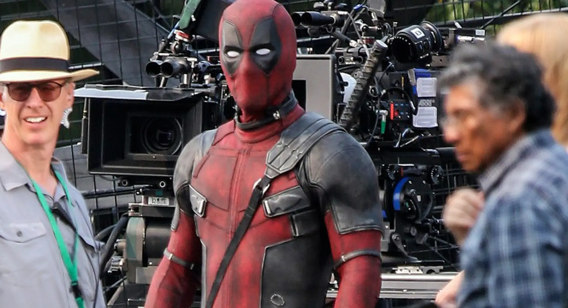 Ryan Reynolds už nakrúca pokračovanie Deadpoola. To je vymakané telo