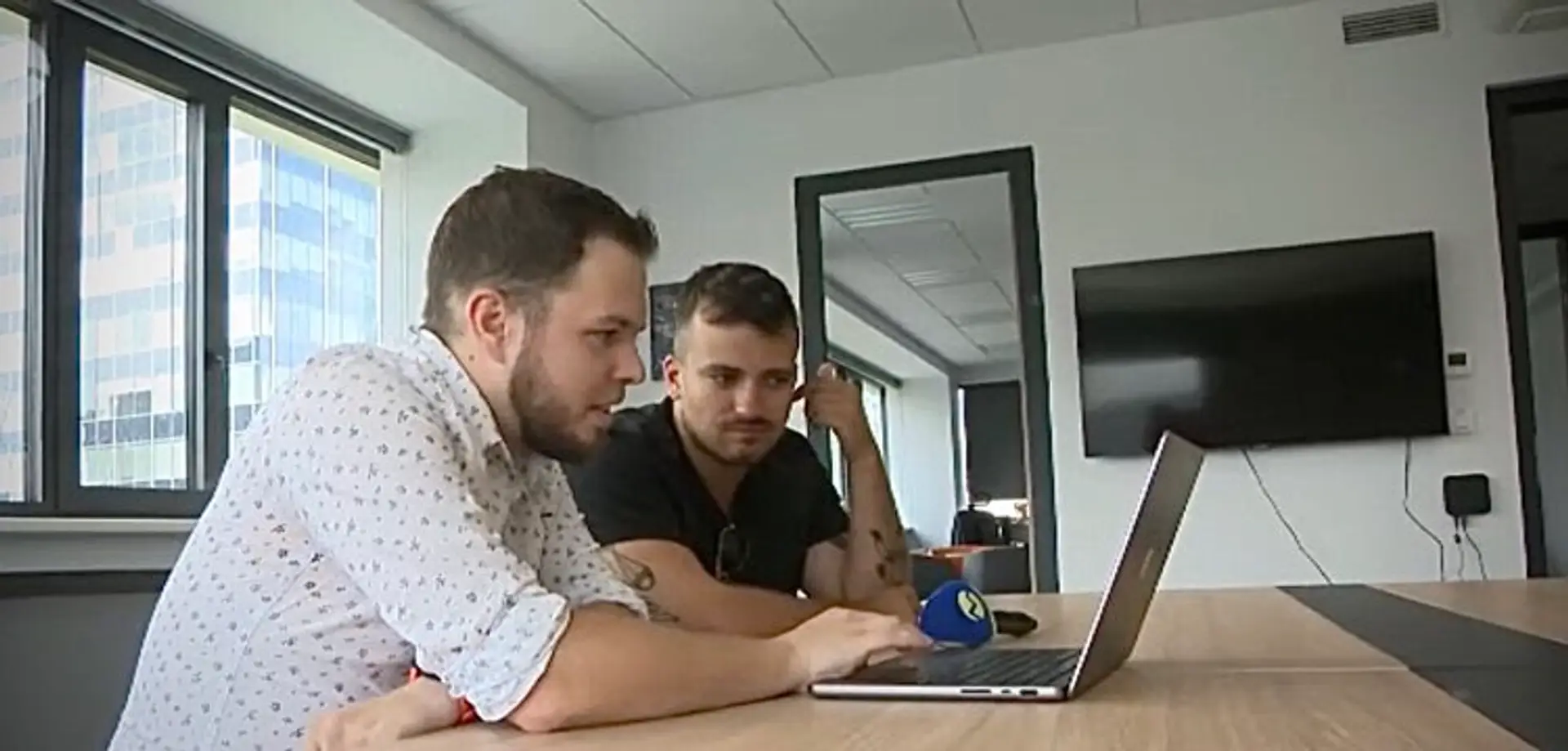 Slováci začínajú stávkovať na parlamentné voľby. 