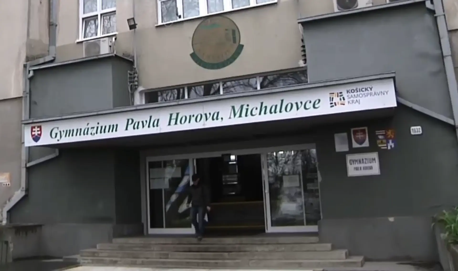 Študentov skolila viróza