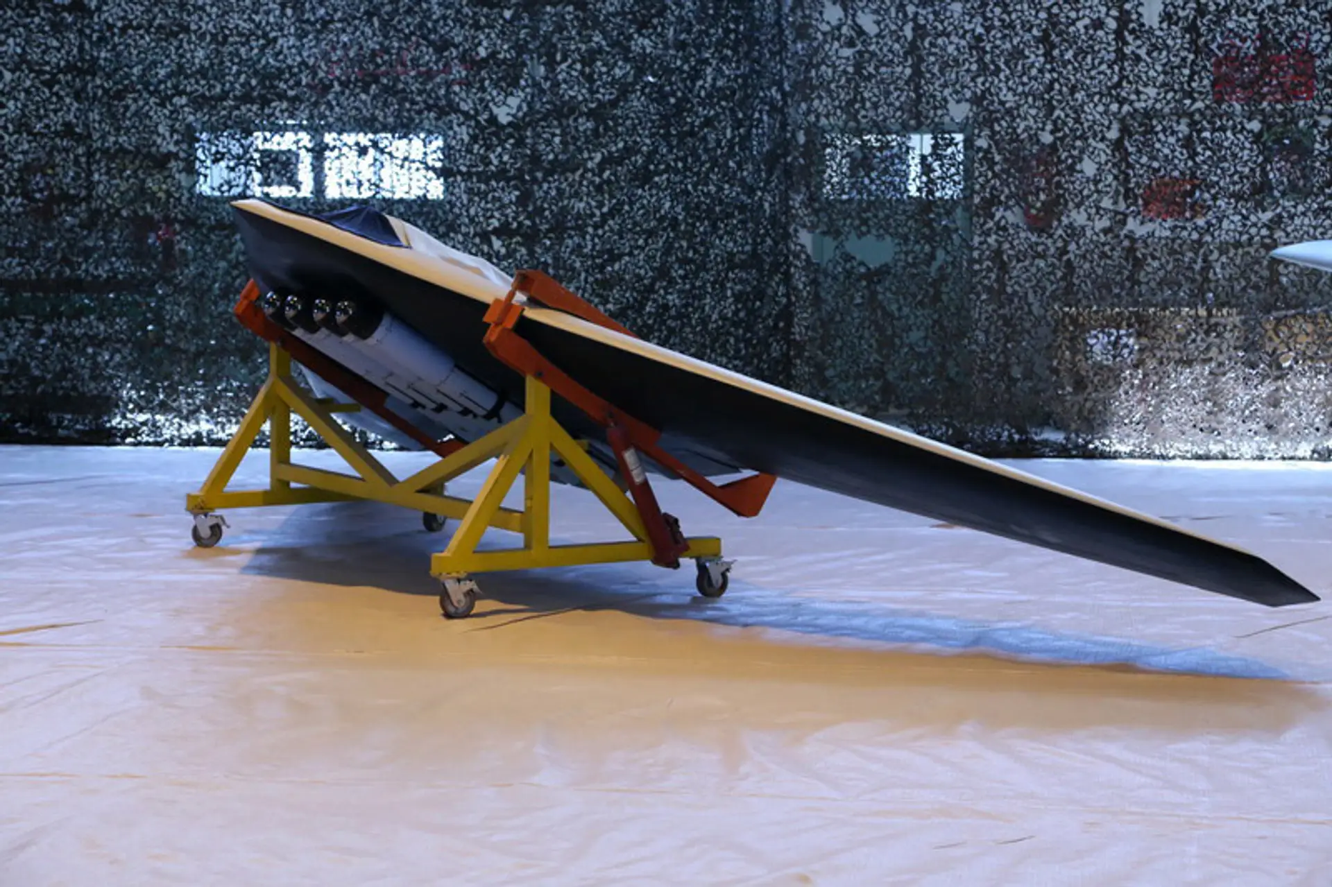 Dron Saegheh.