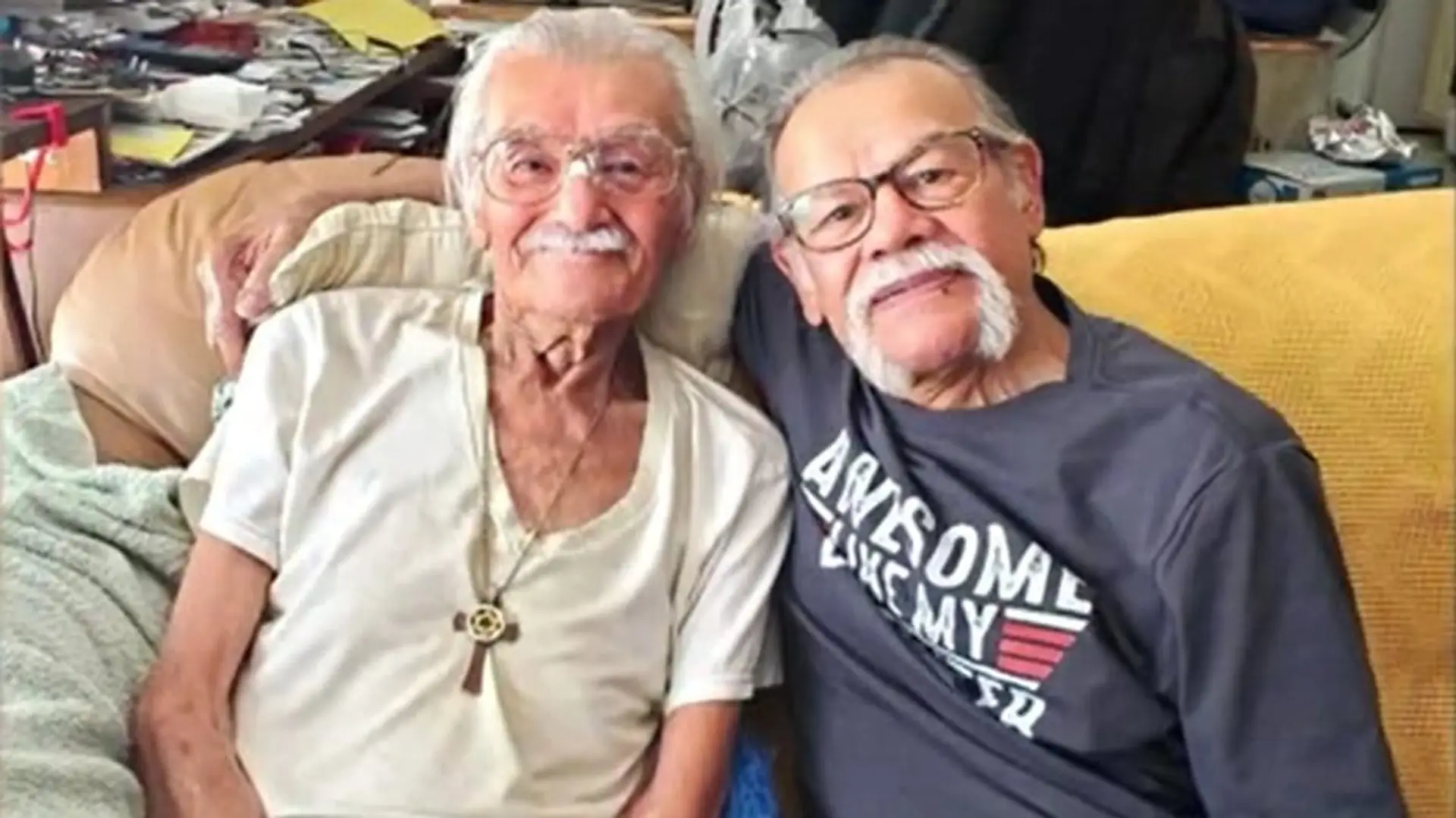 Luis Albino a jeho brat Roger