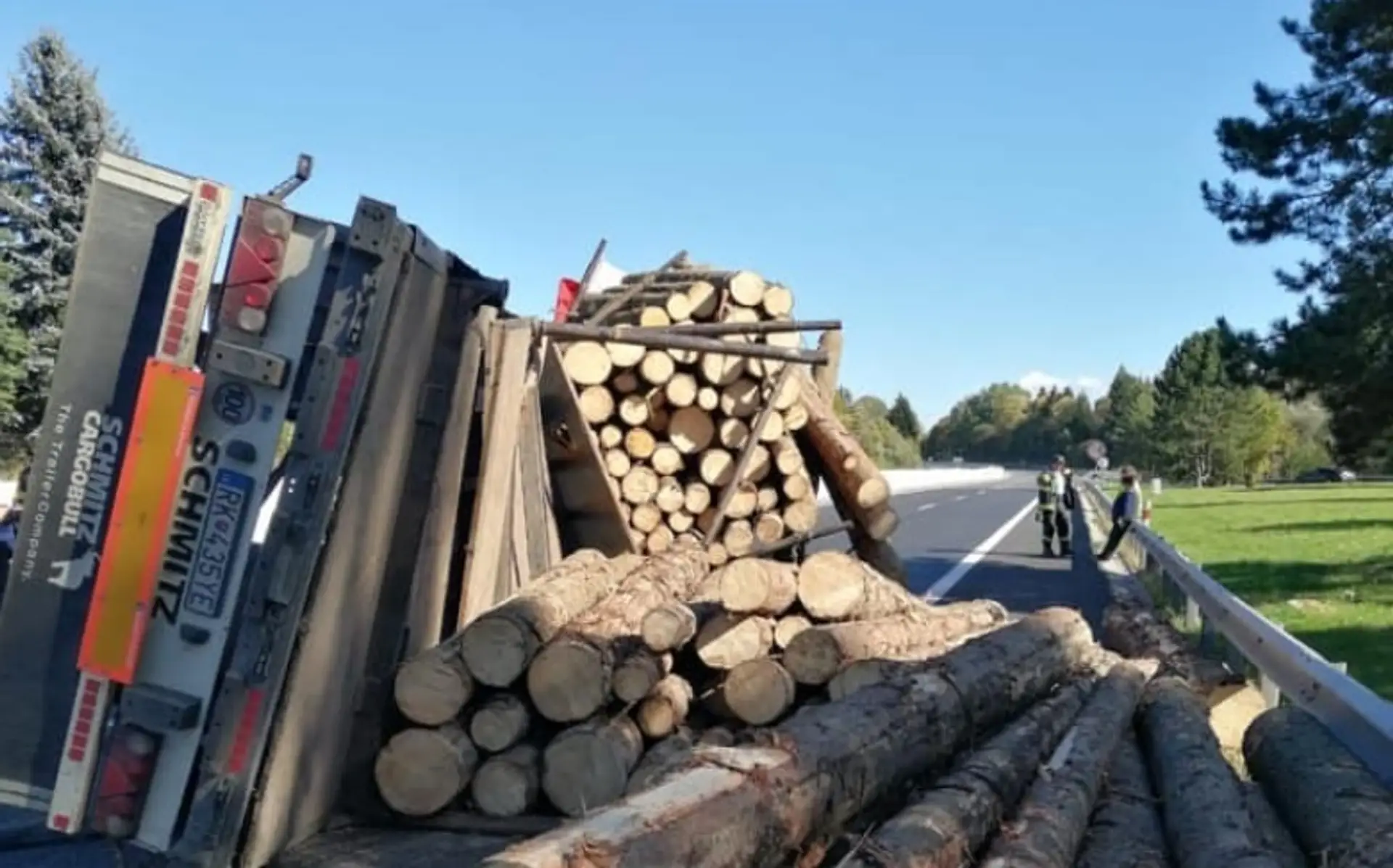 Od Antarktídy sa odlomil obrovský kus ľadovca