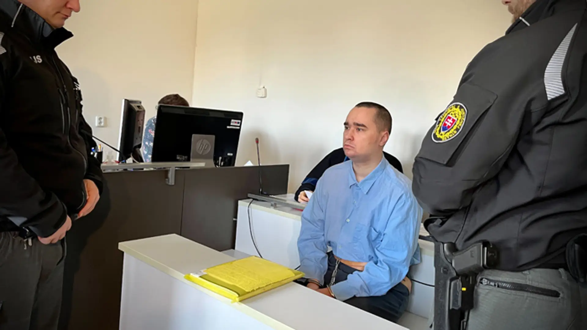 Pojednávanie s Ukrajincom Volodymyrom, ktorý zaškrtil študentku na internáte Mladá Garda.