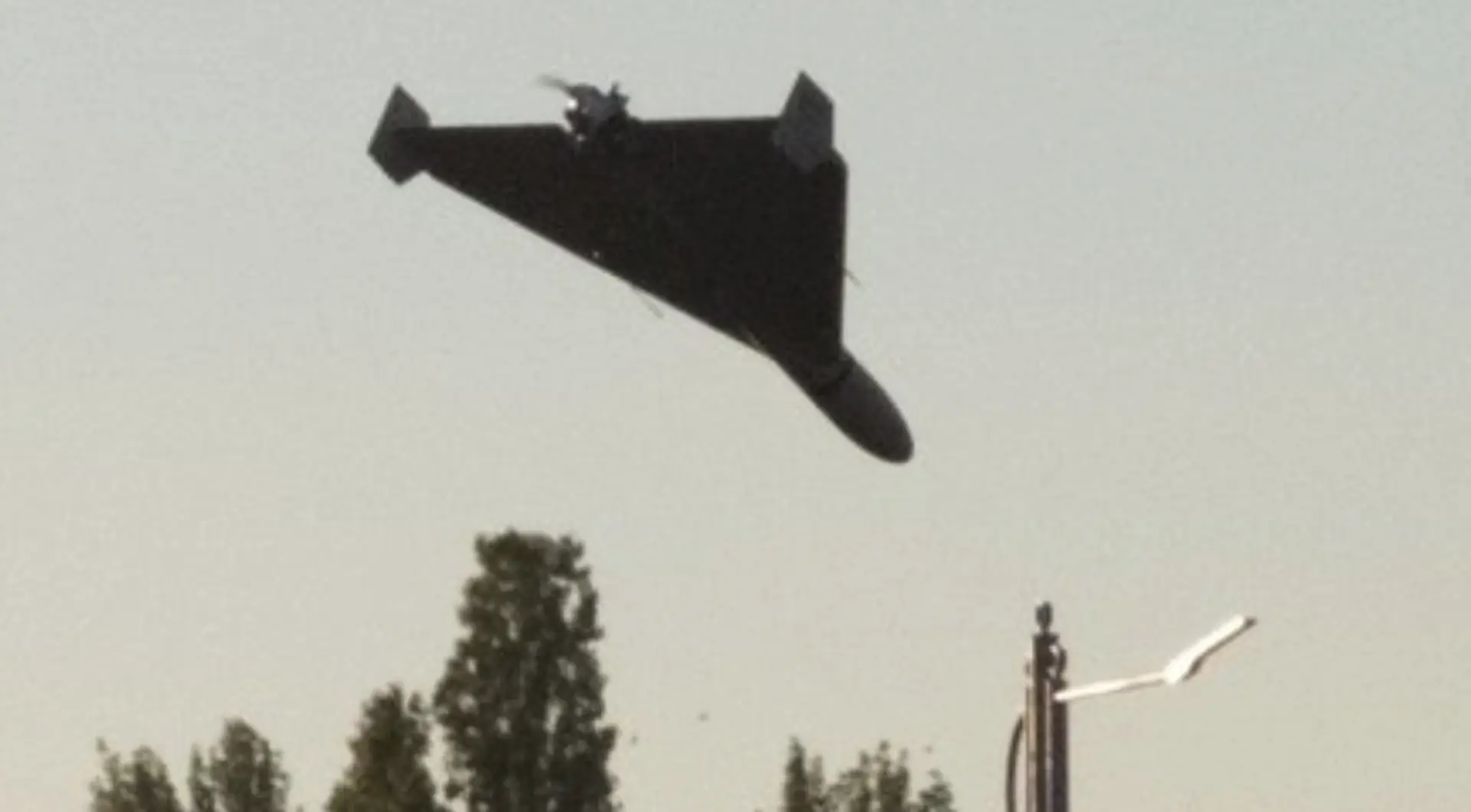 Iránsky bojový dron Šáhid.
