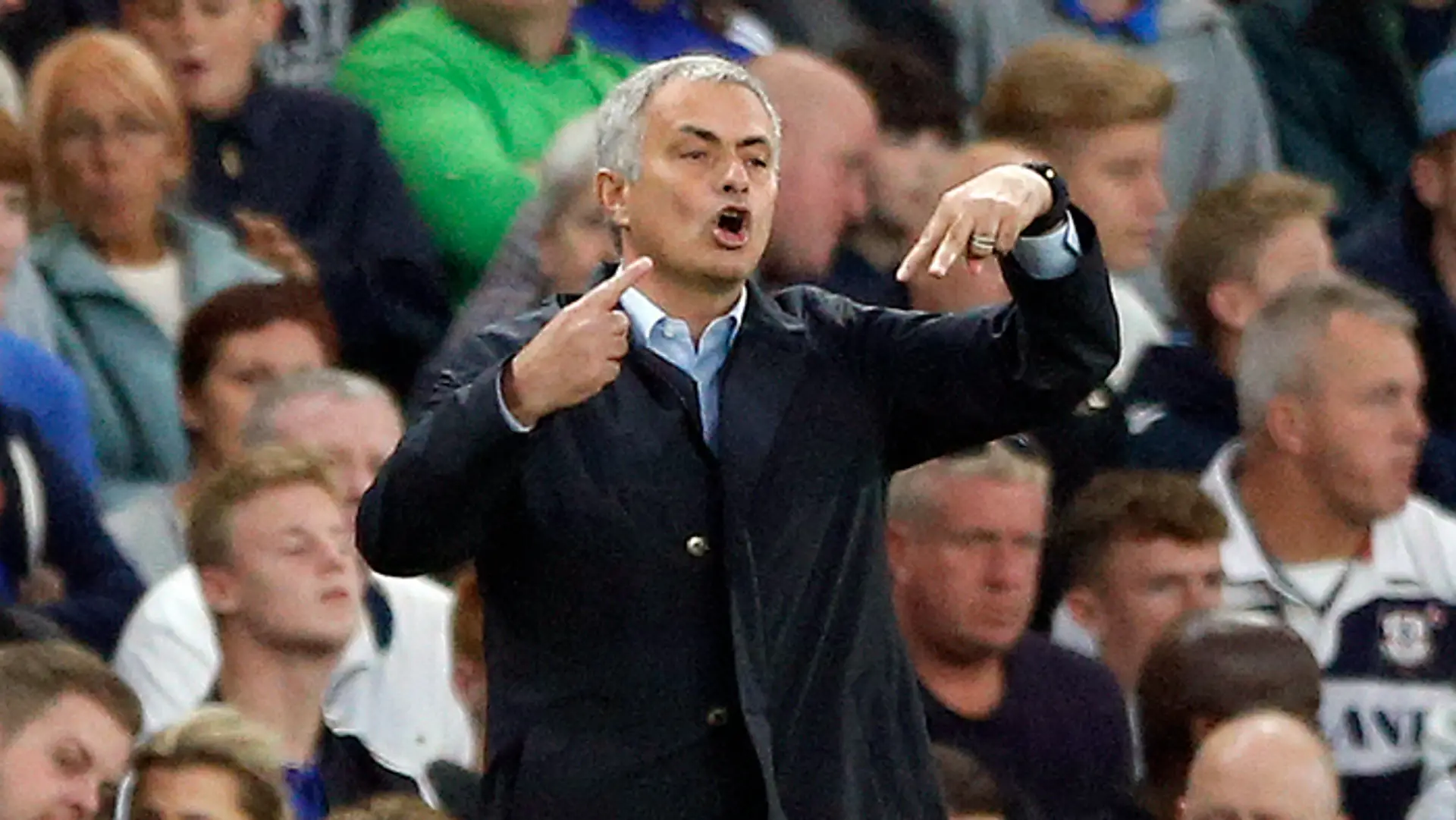 Tréner Chelsea Londýn Jose Mourinho.