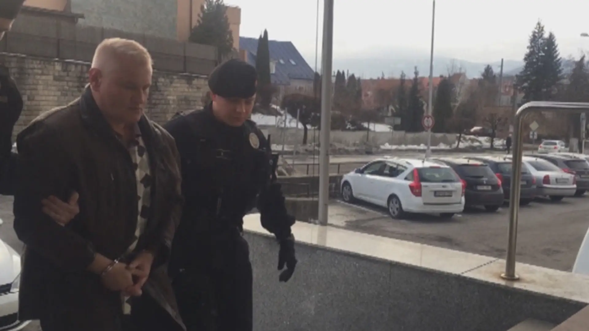 Tento muž zavraždil už dve ženy. Evu bodol 59-krát.