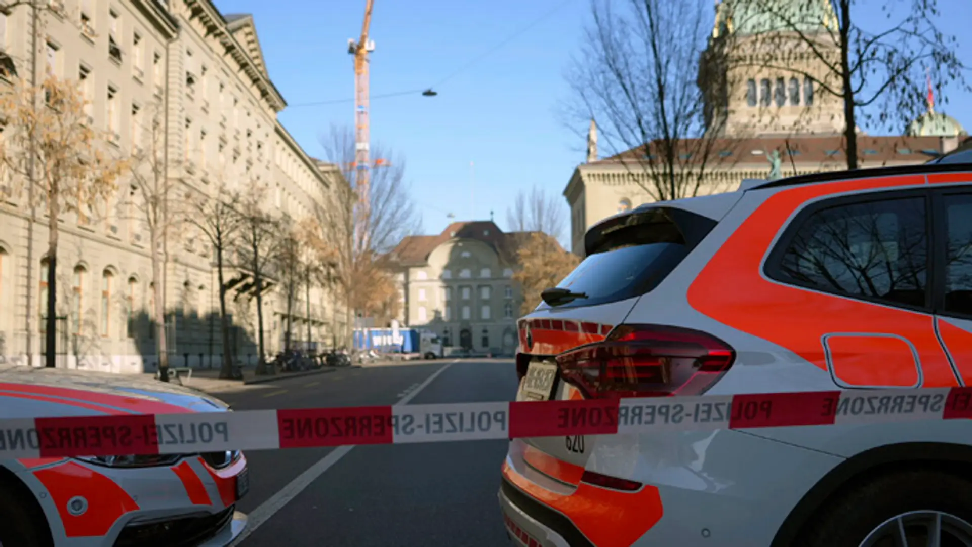 Švajčiarska polícia zatkla pri parlamente muža, na ktorom našla stopy výbušnín