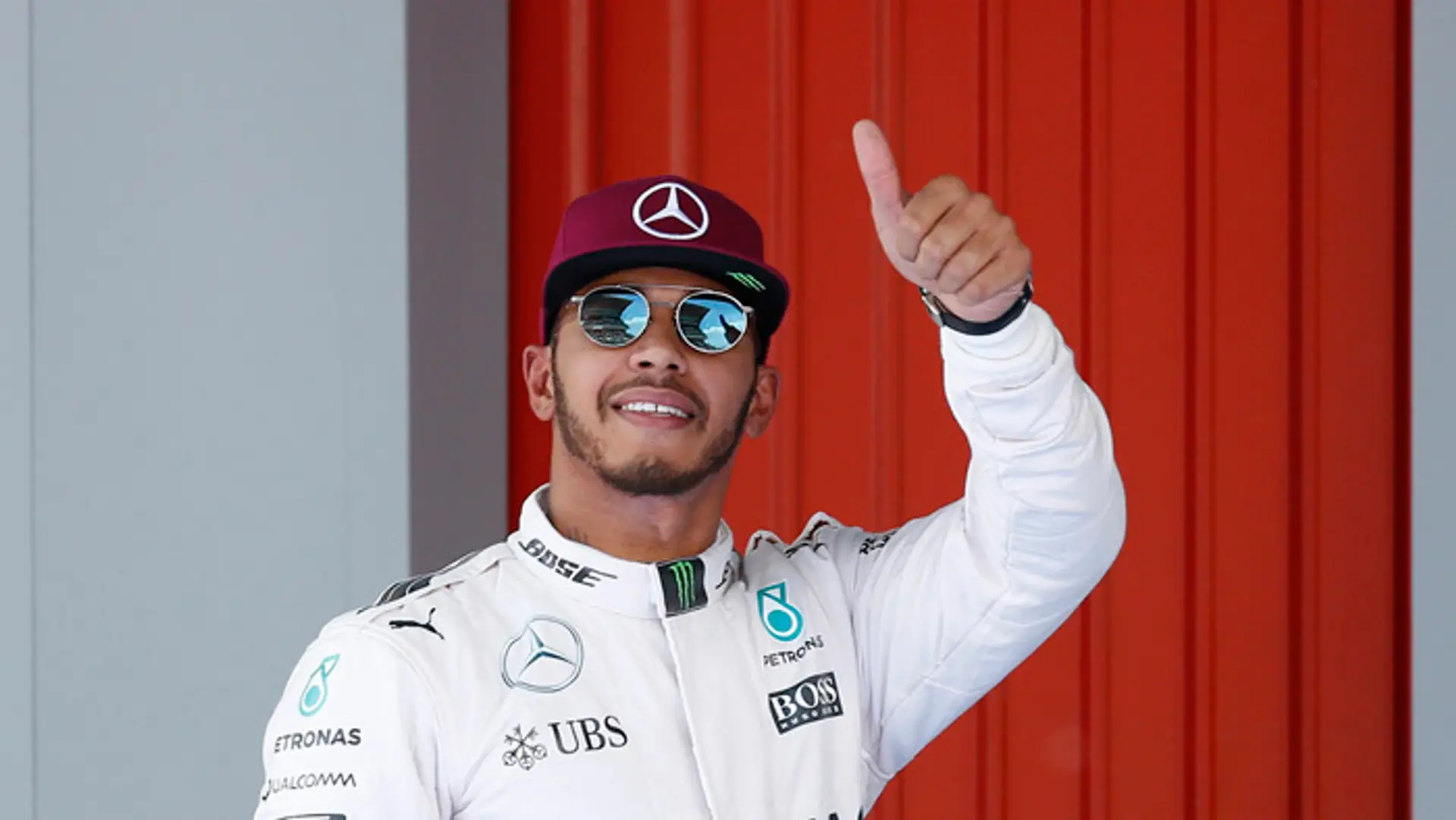 Britský pilot formuly 1 Lewis Hamilton z tímu Mercedes na VC Španielska