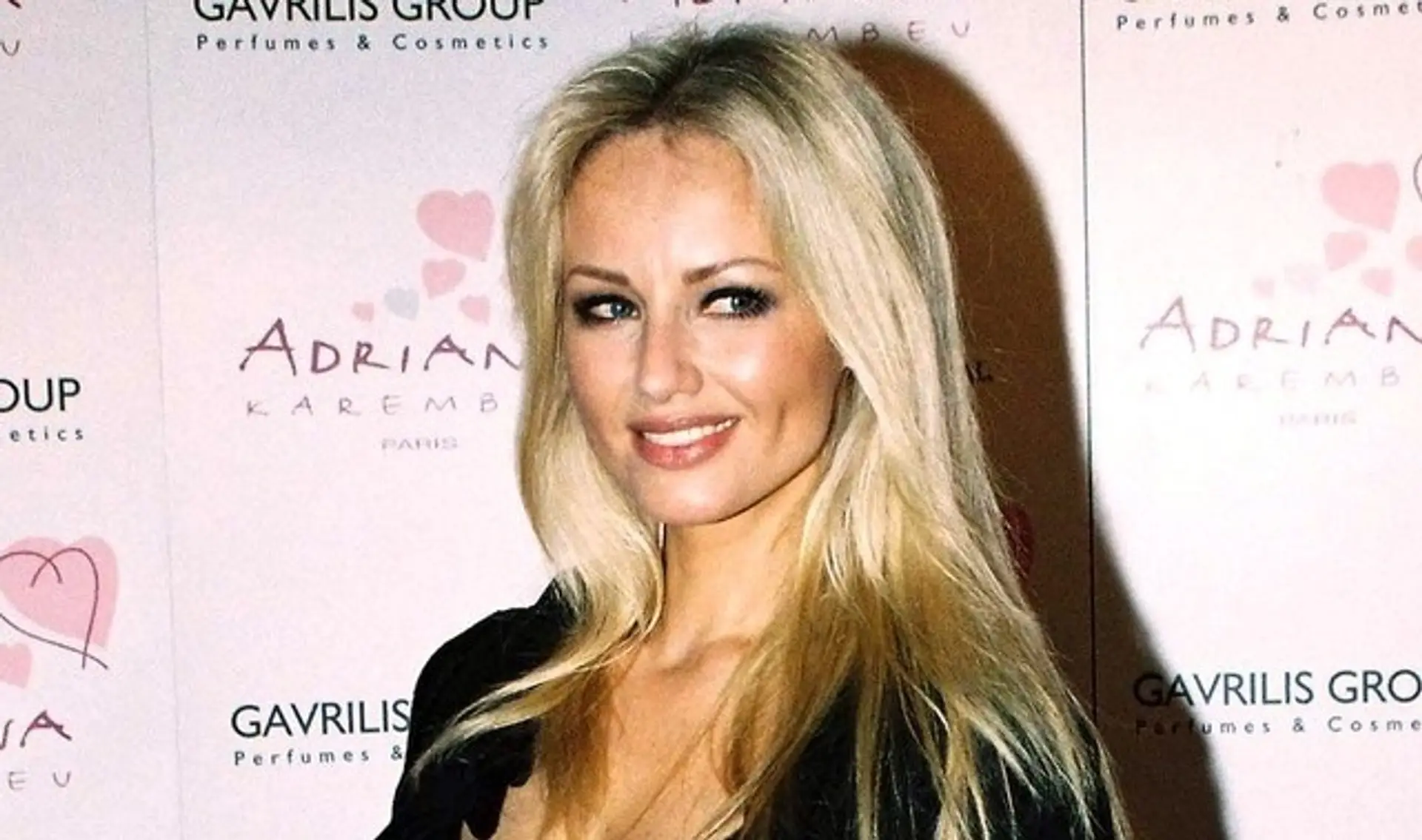 Adriana Sklenaříková Karembeu