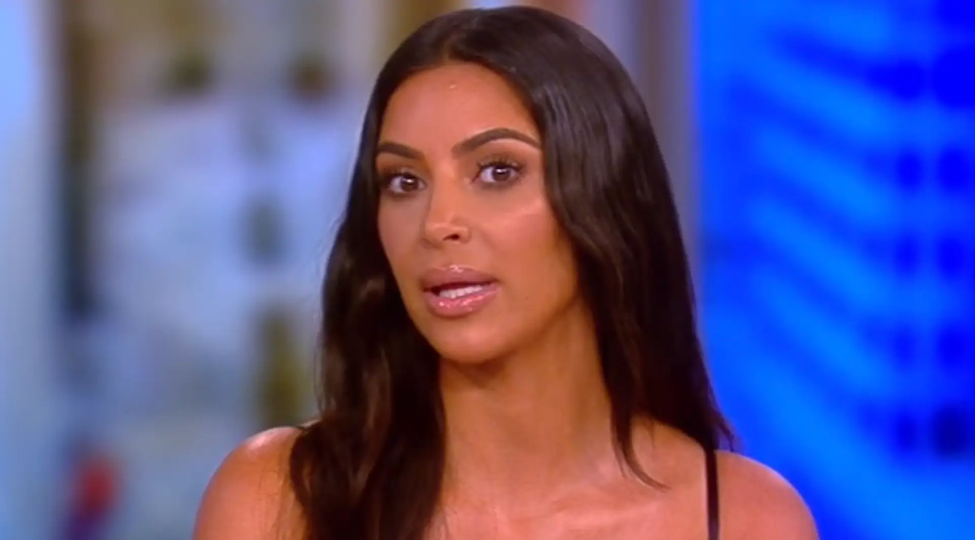 Kim Kardashian v relácii The View.