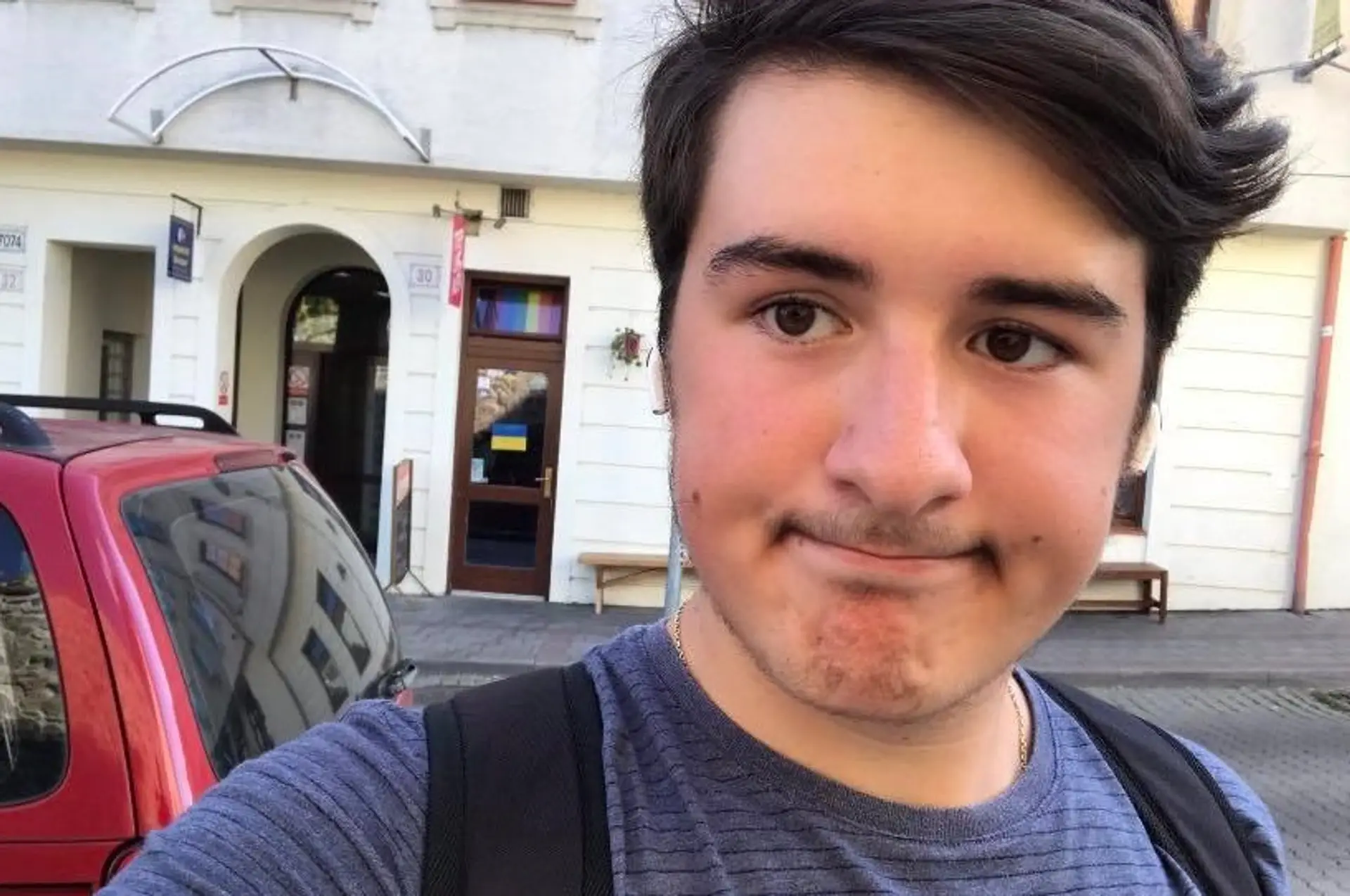 Juraj K. sa odfotil pre barom, kde neskôr strieľal 