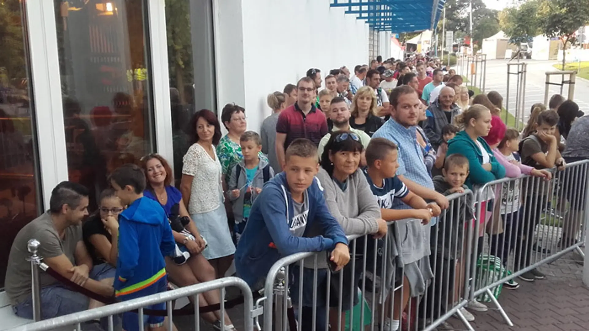 Prví návštevníci prišli do Markízy už okolo 5:00
