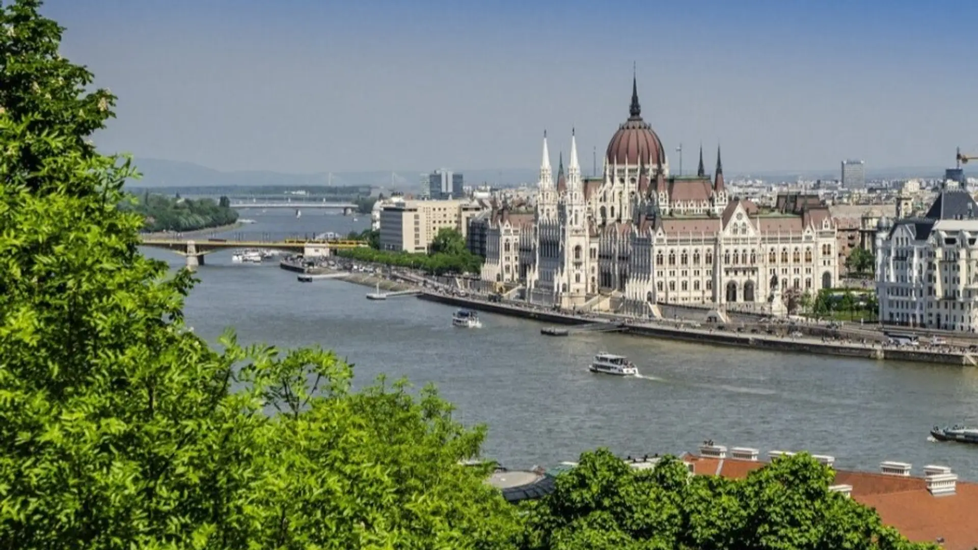 Budapešť. 