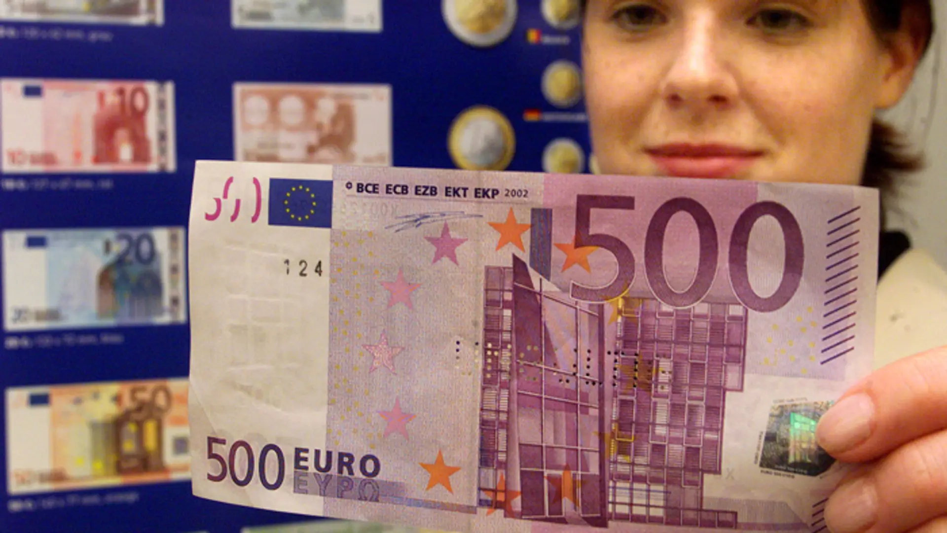 Koniec 500-eurovej bankovky je spečatený.