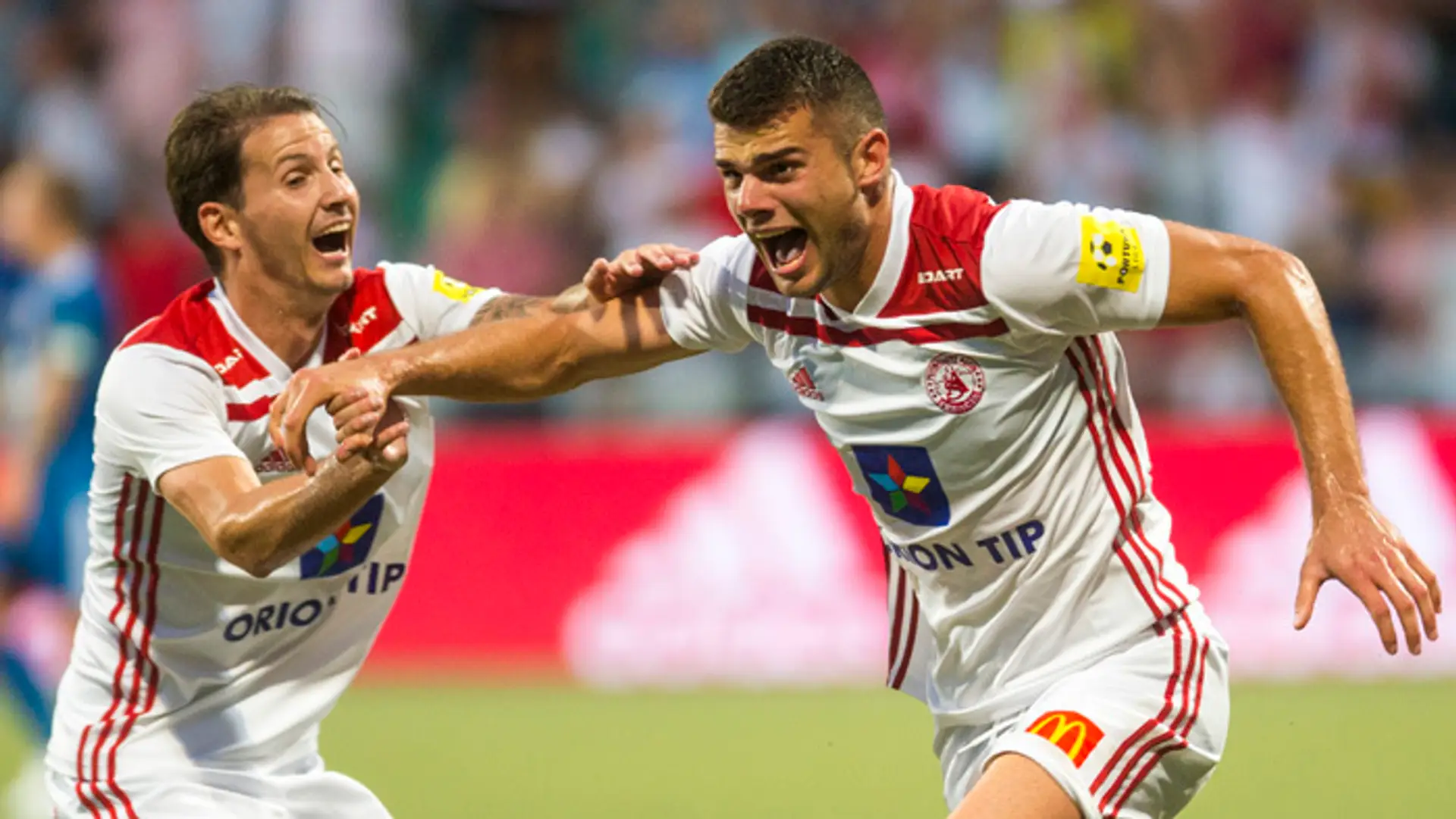 Vľavo Joey Sleegers a vpravo Antonio Mance (obaja AS Trenčín).