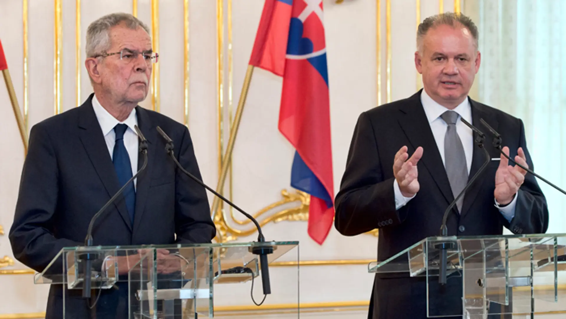 Rakúsky prezident Alexander Van der Bellen a prezident Andrej Kiska. 