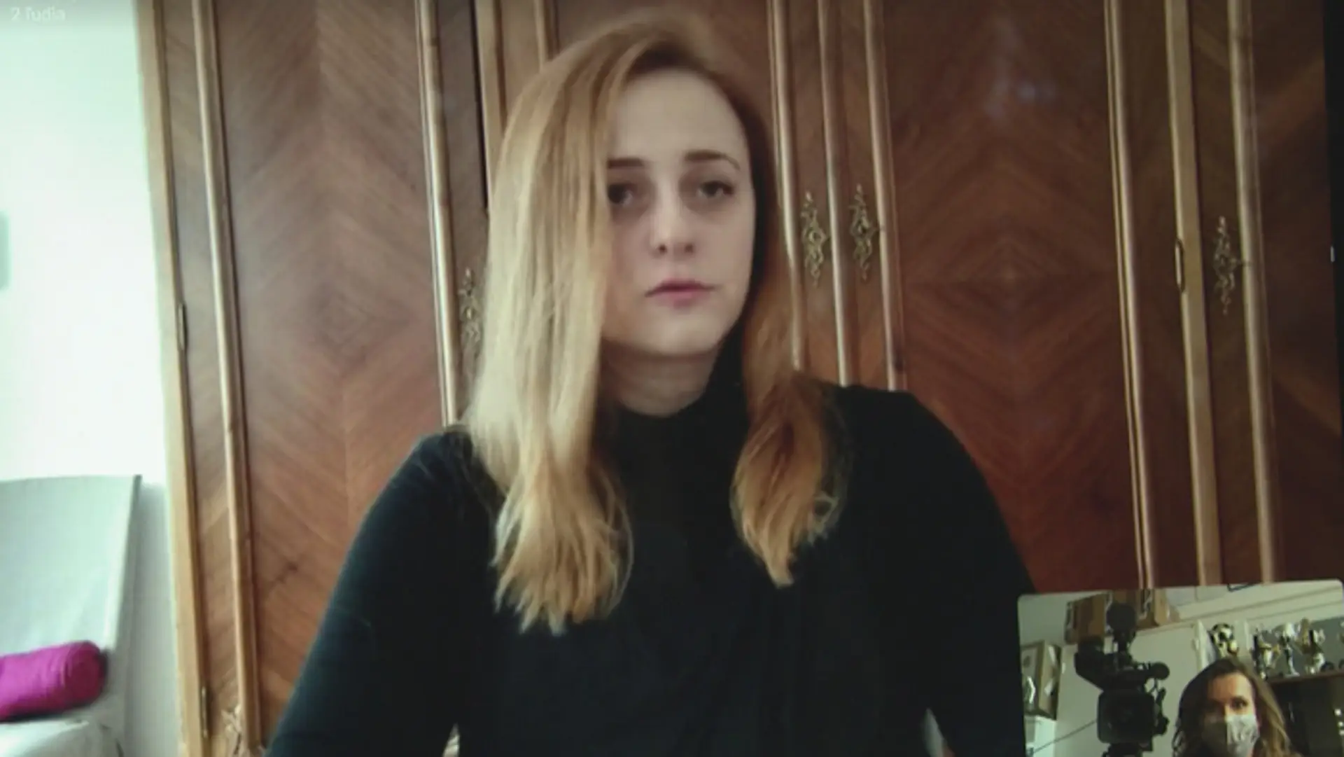 Nevídaná záchranná akcia. Omráčenú sýkorku „oživila“ jej operená kamarátka