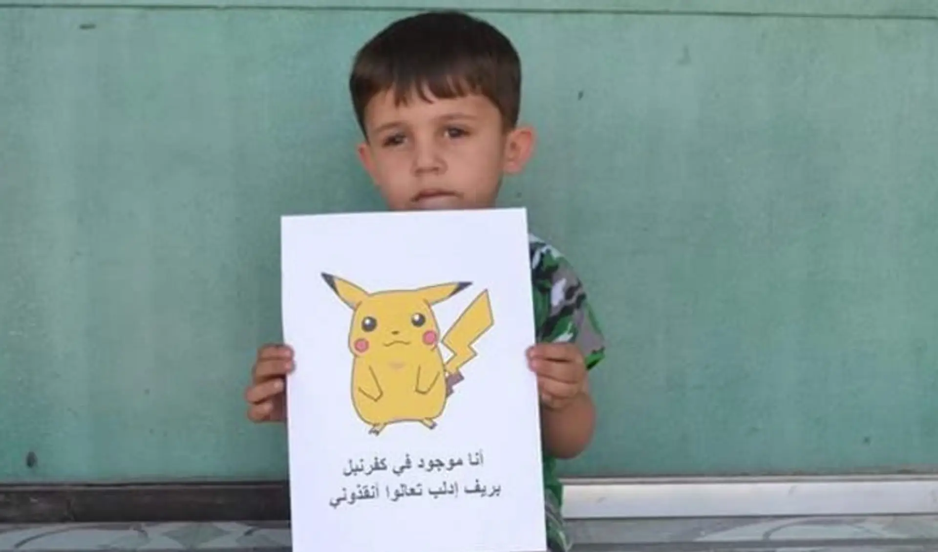 Deti sa fotia s pokémonmi v nádeji, že na ne svet nezabudol.