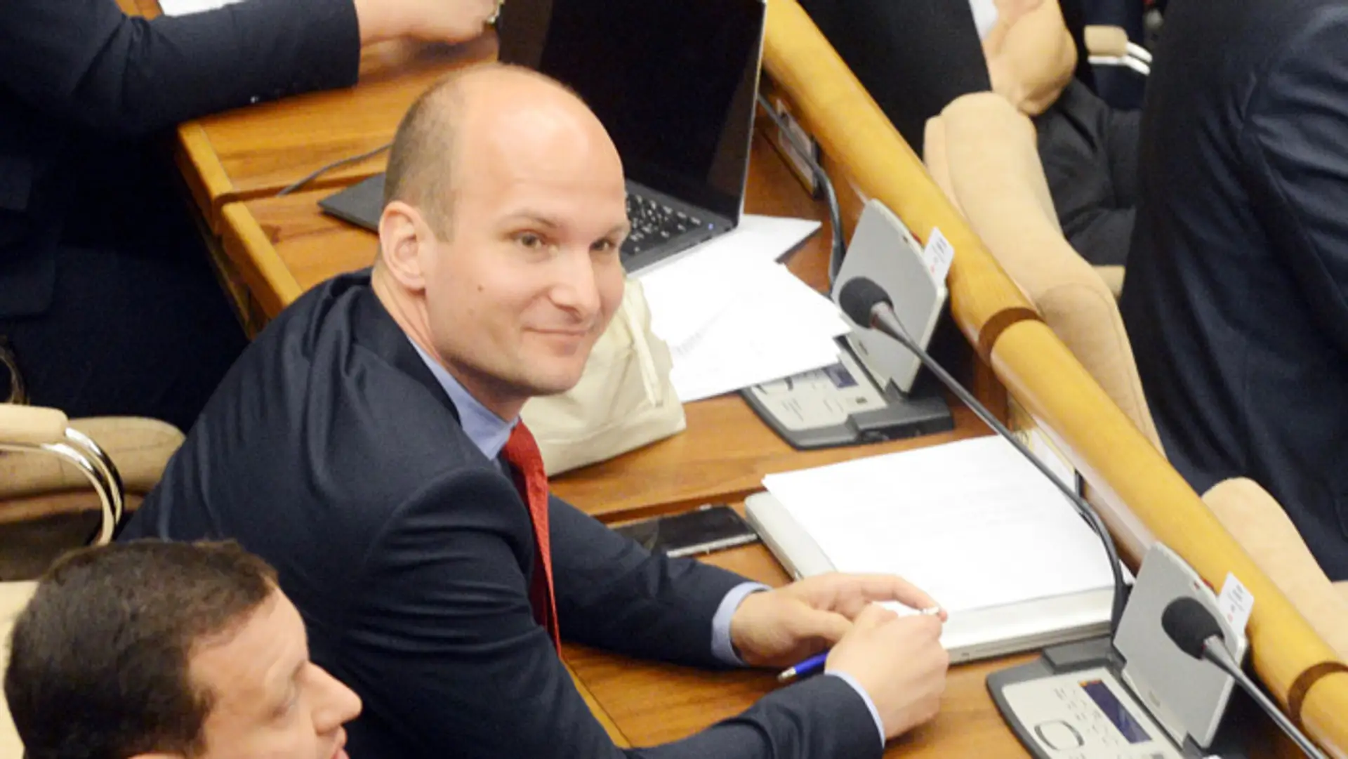 Gábor Grendel (OĽaNO-NOVA).