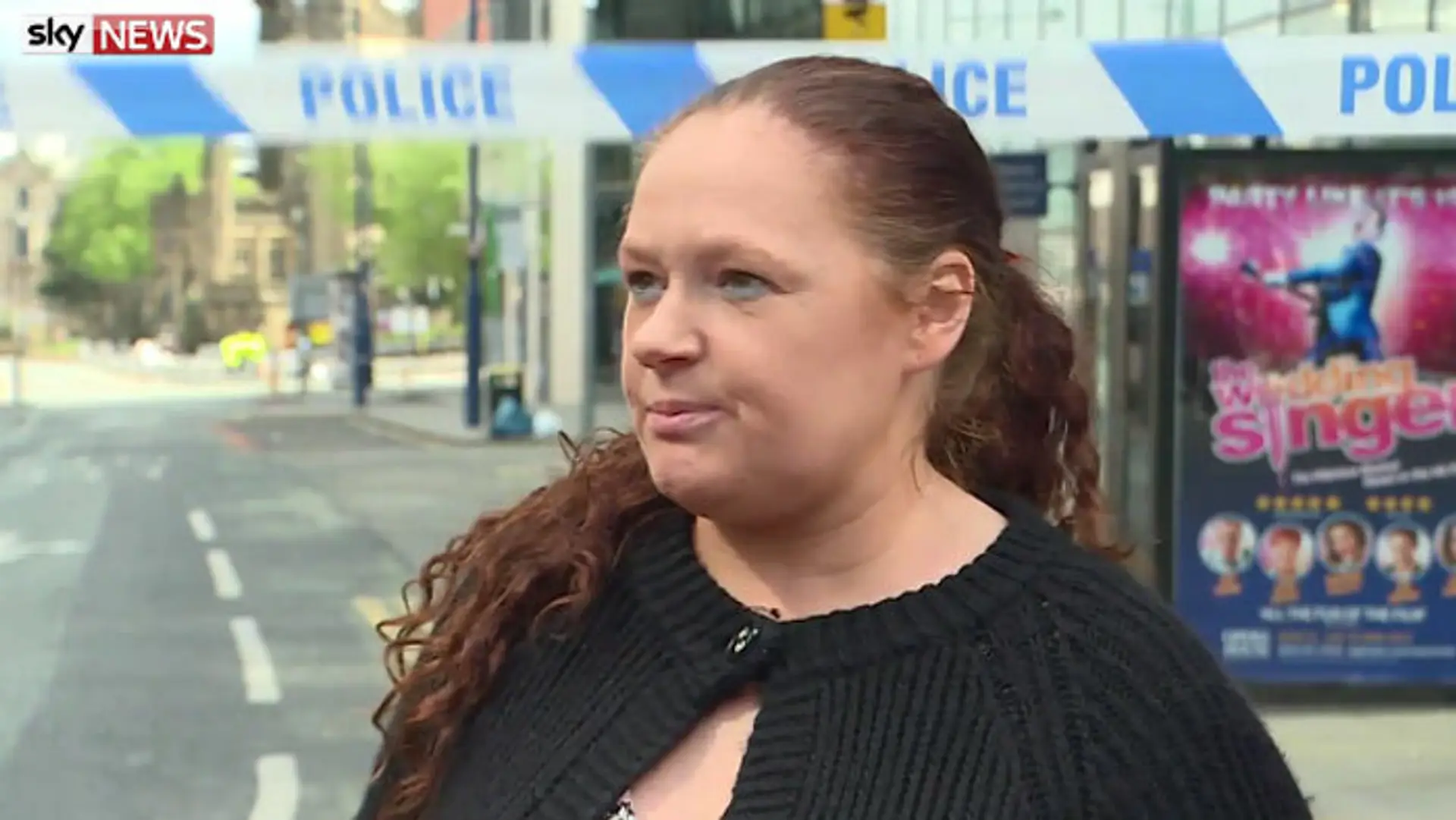 Dawn Waddy tvrdí, že v hale bola podozrivá žena