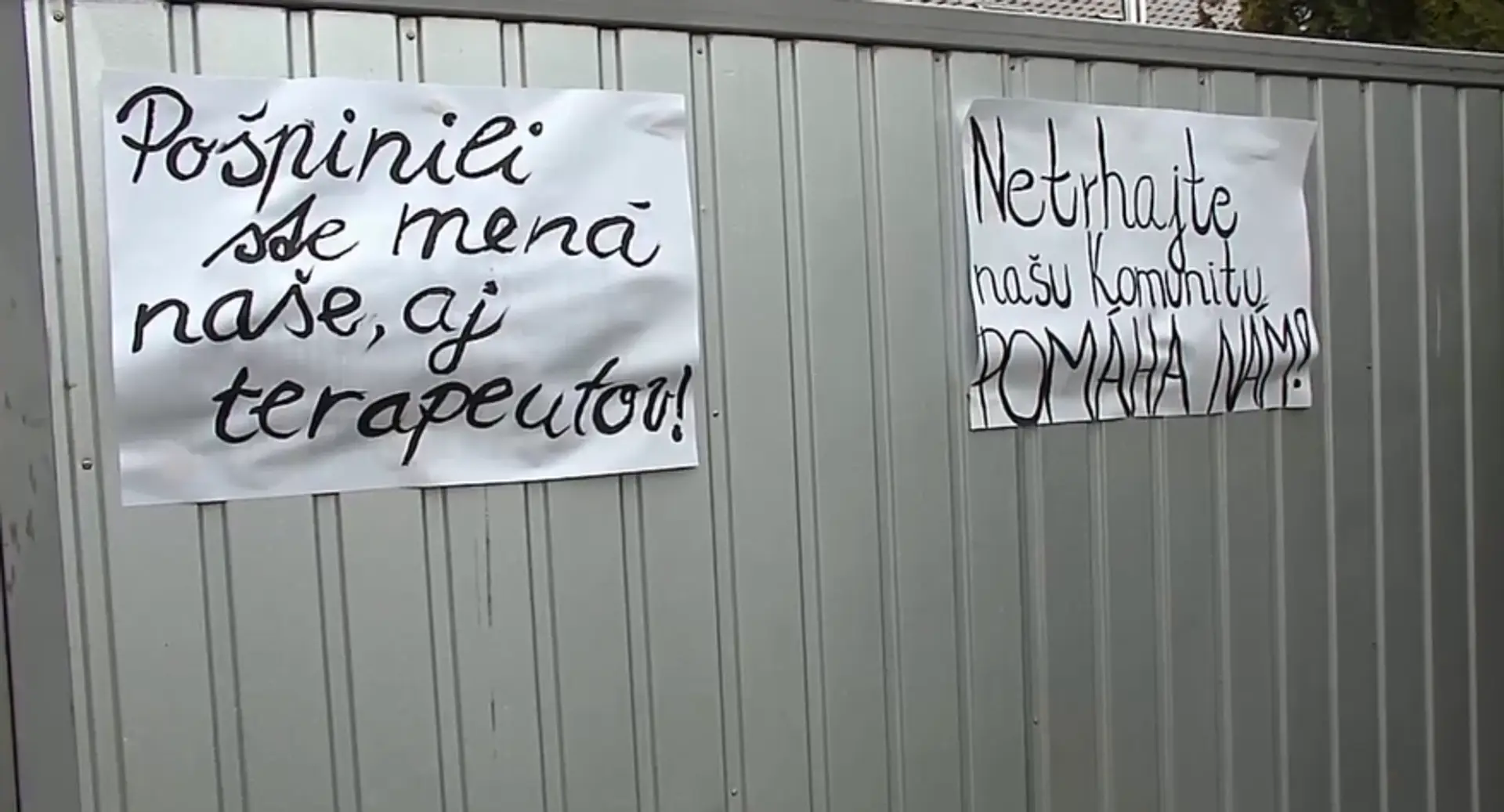 V Galante nájdete protestné plagáty. 
