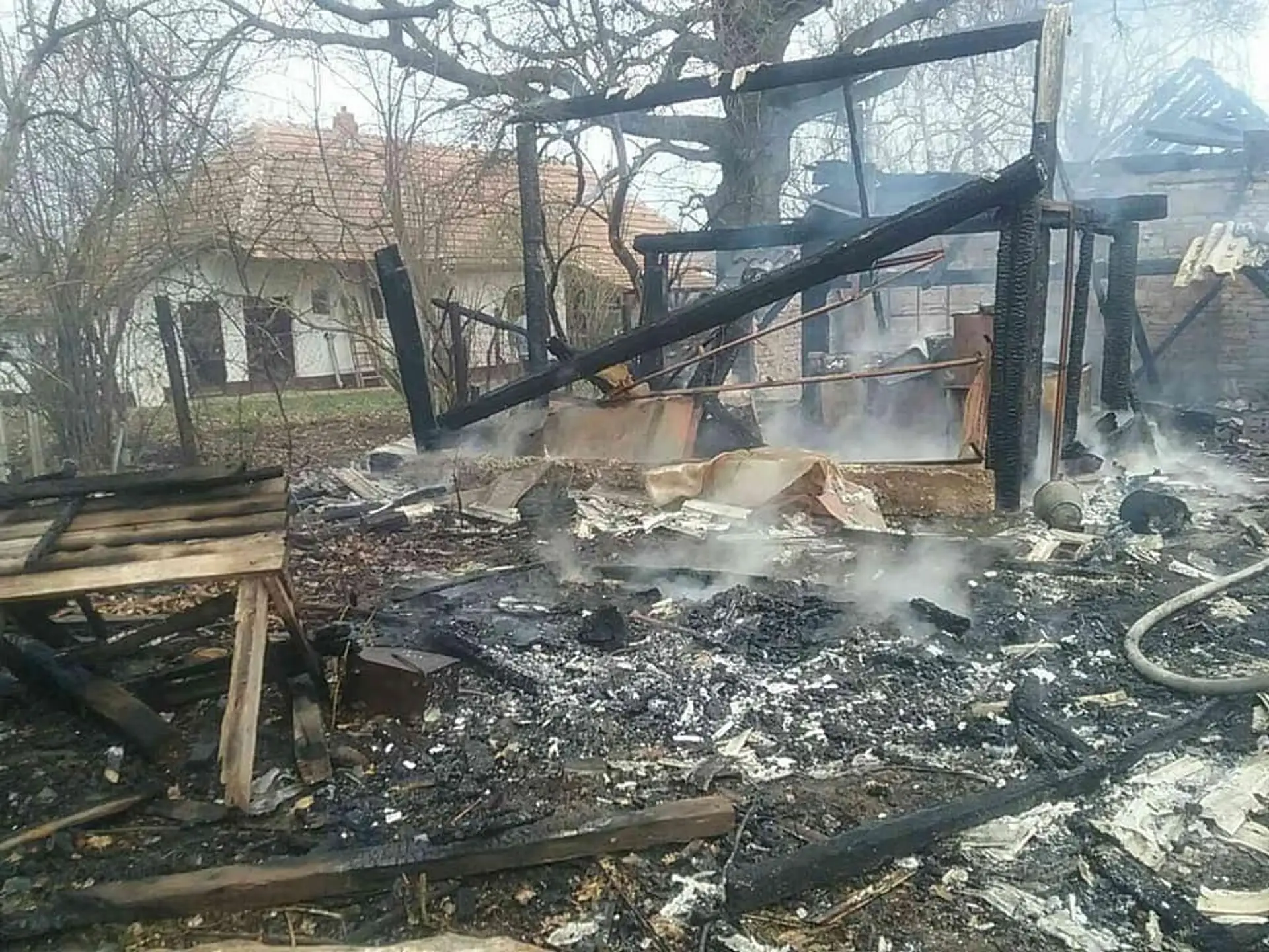 Obe ženy majú vzťah s Alexom.