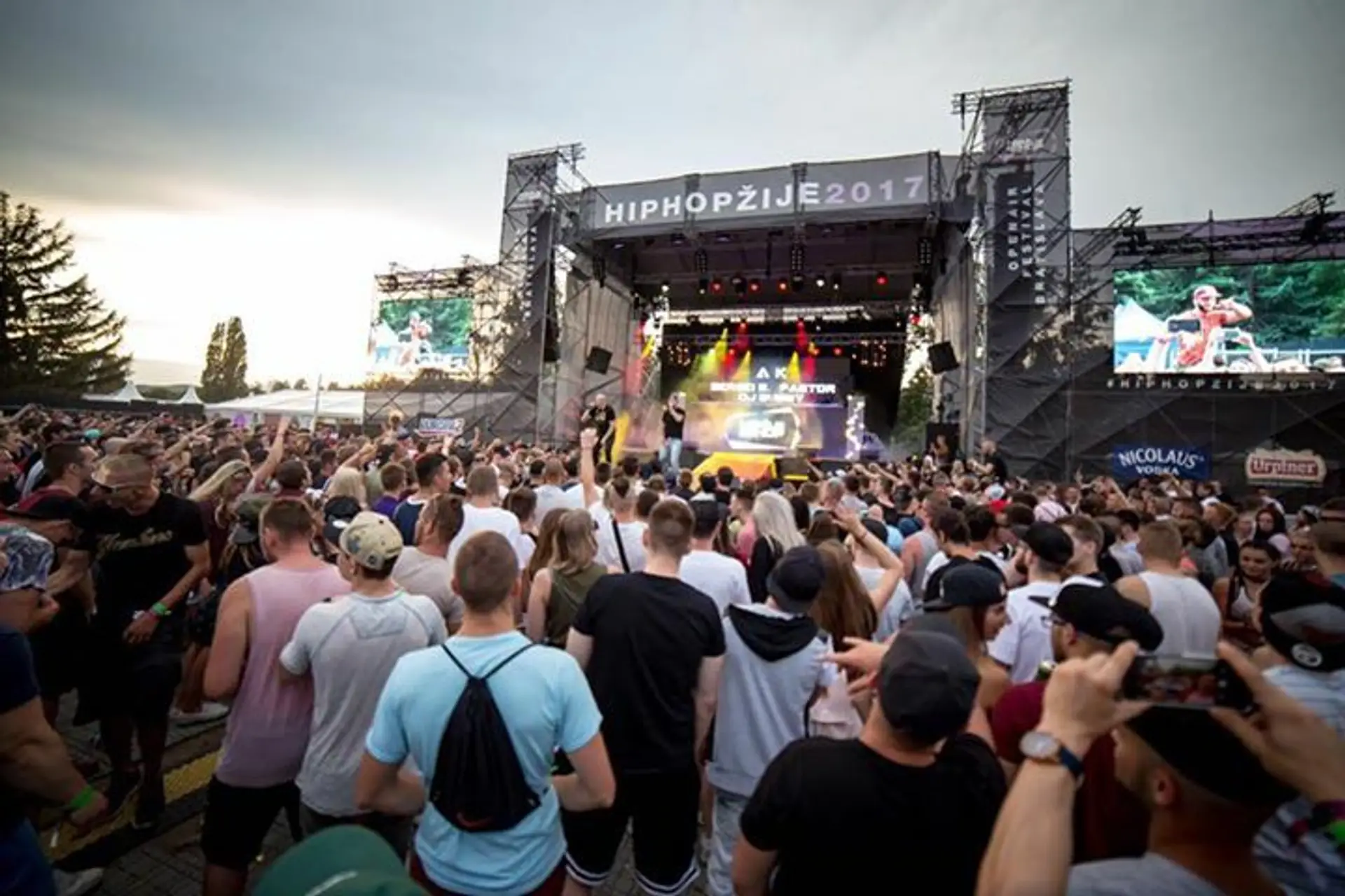 Festival na Zlatých pieskoch chcel niekto prekaziť. Nahlásil bombu