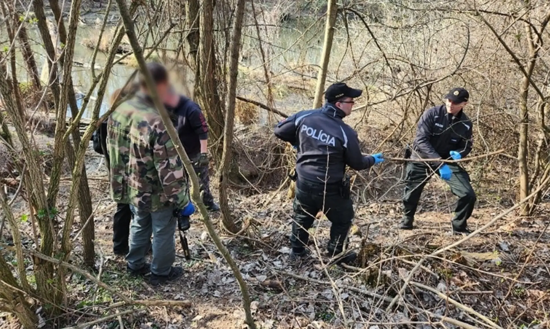 Polícia objasnila nález tela muža. 