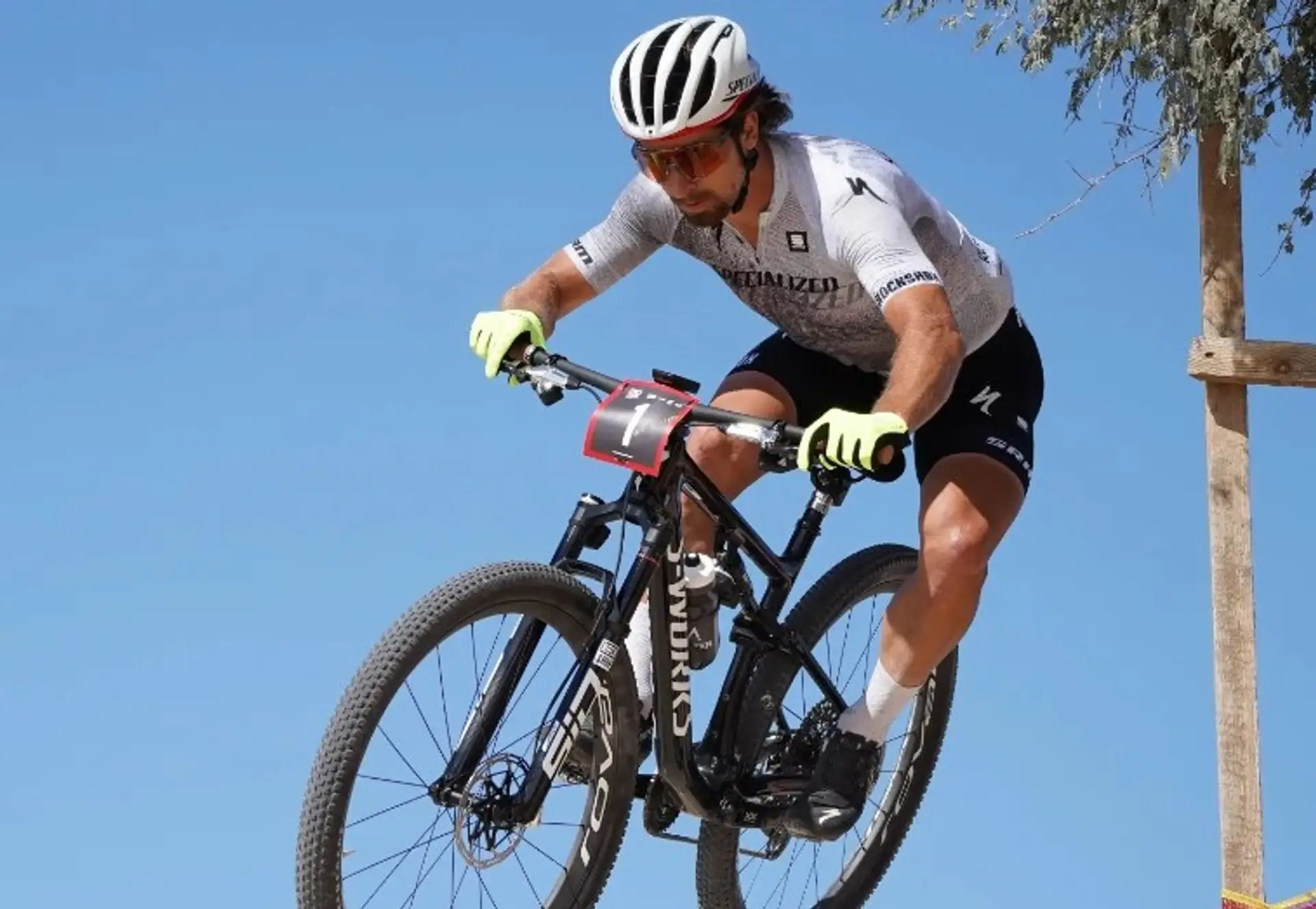 Peter Sagan v drese tímu Specialized Factory Racing