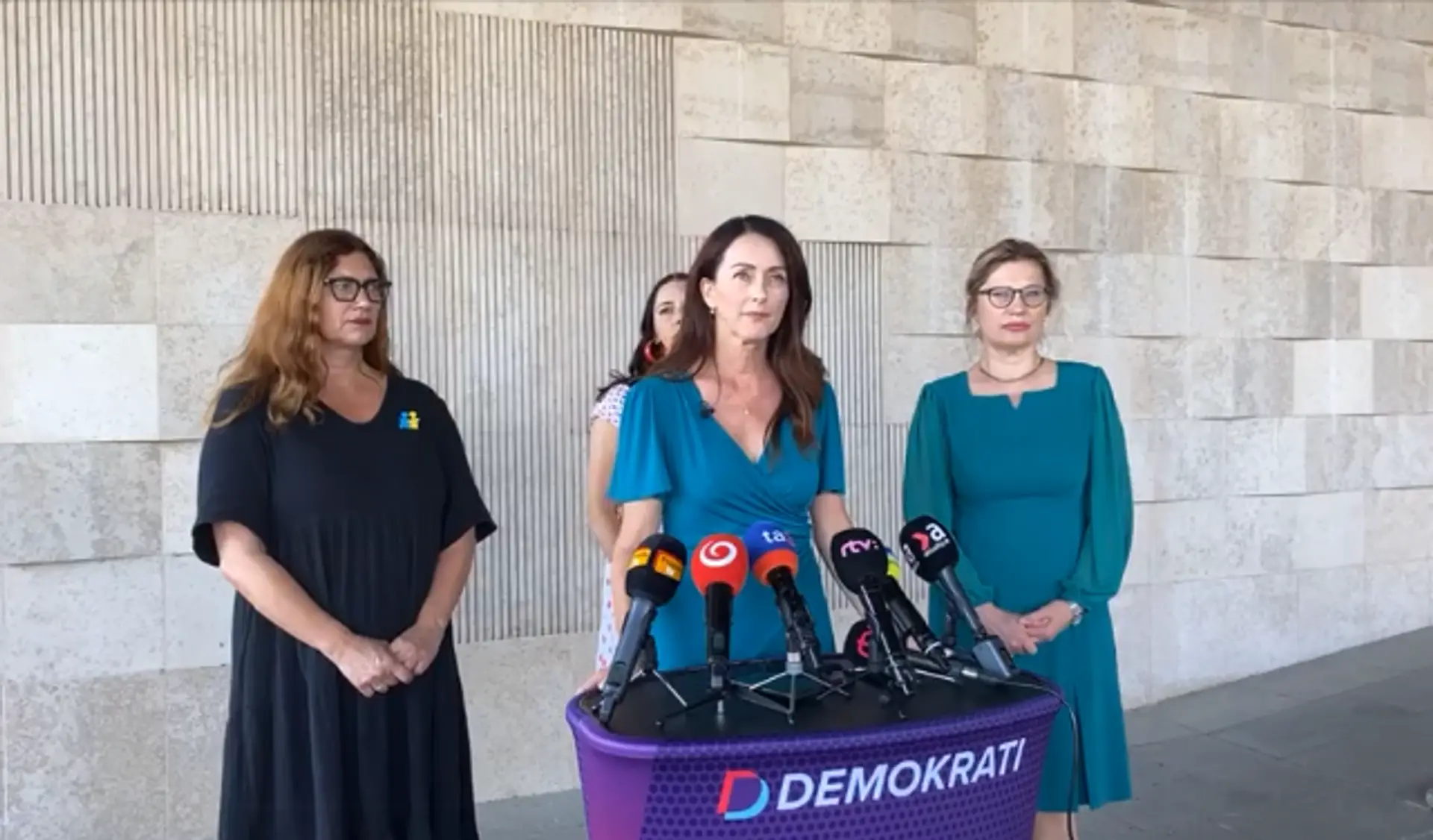 Členky strany Demokrati.
