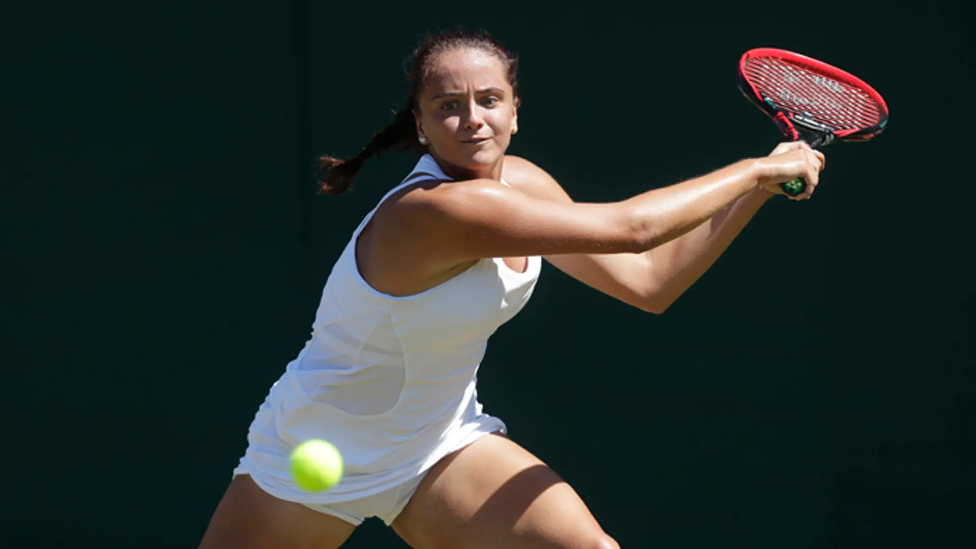 Viktória Kužmová na Wimbledone.