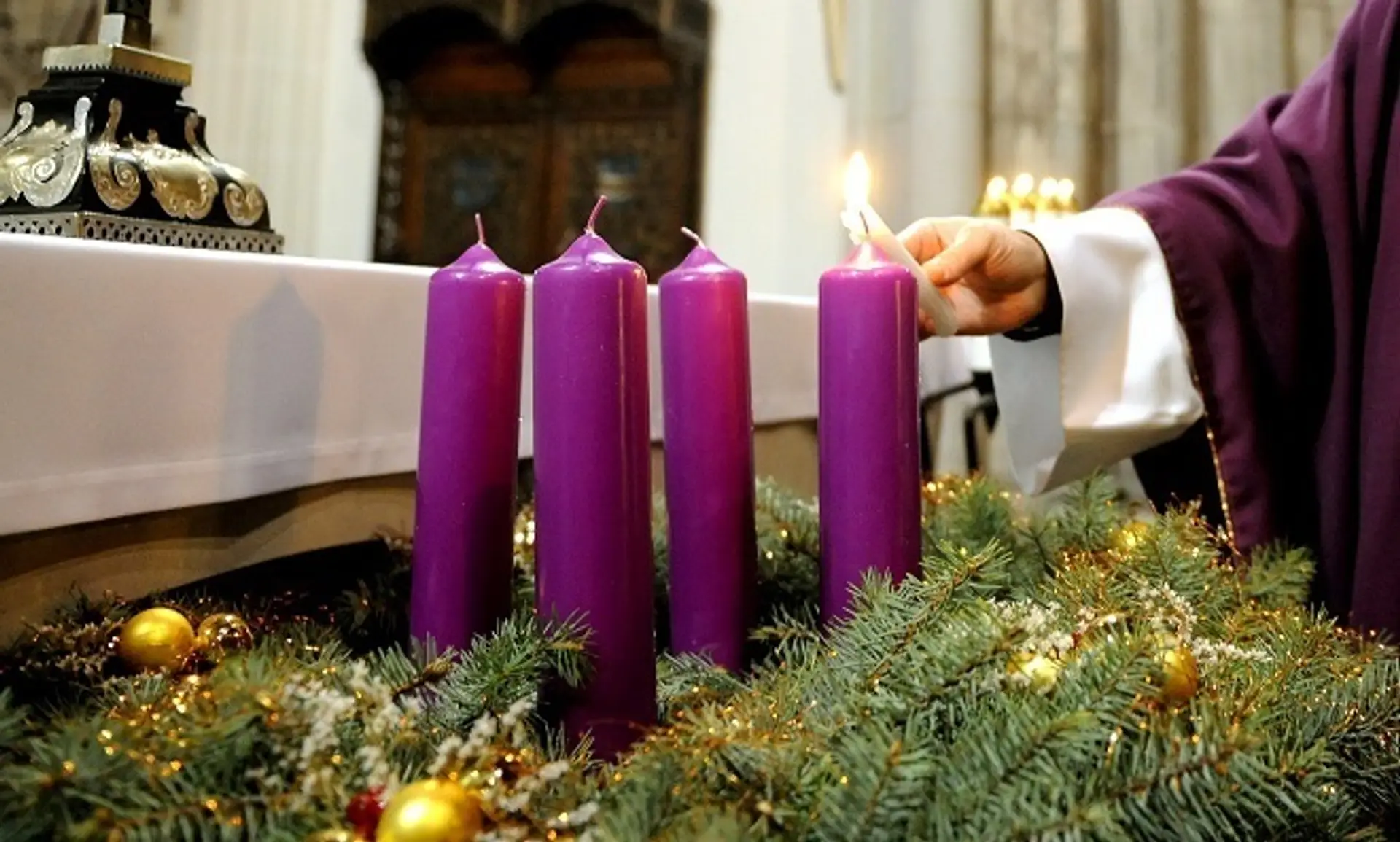 Adventny veniec