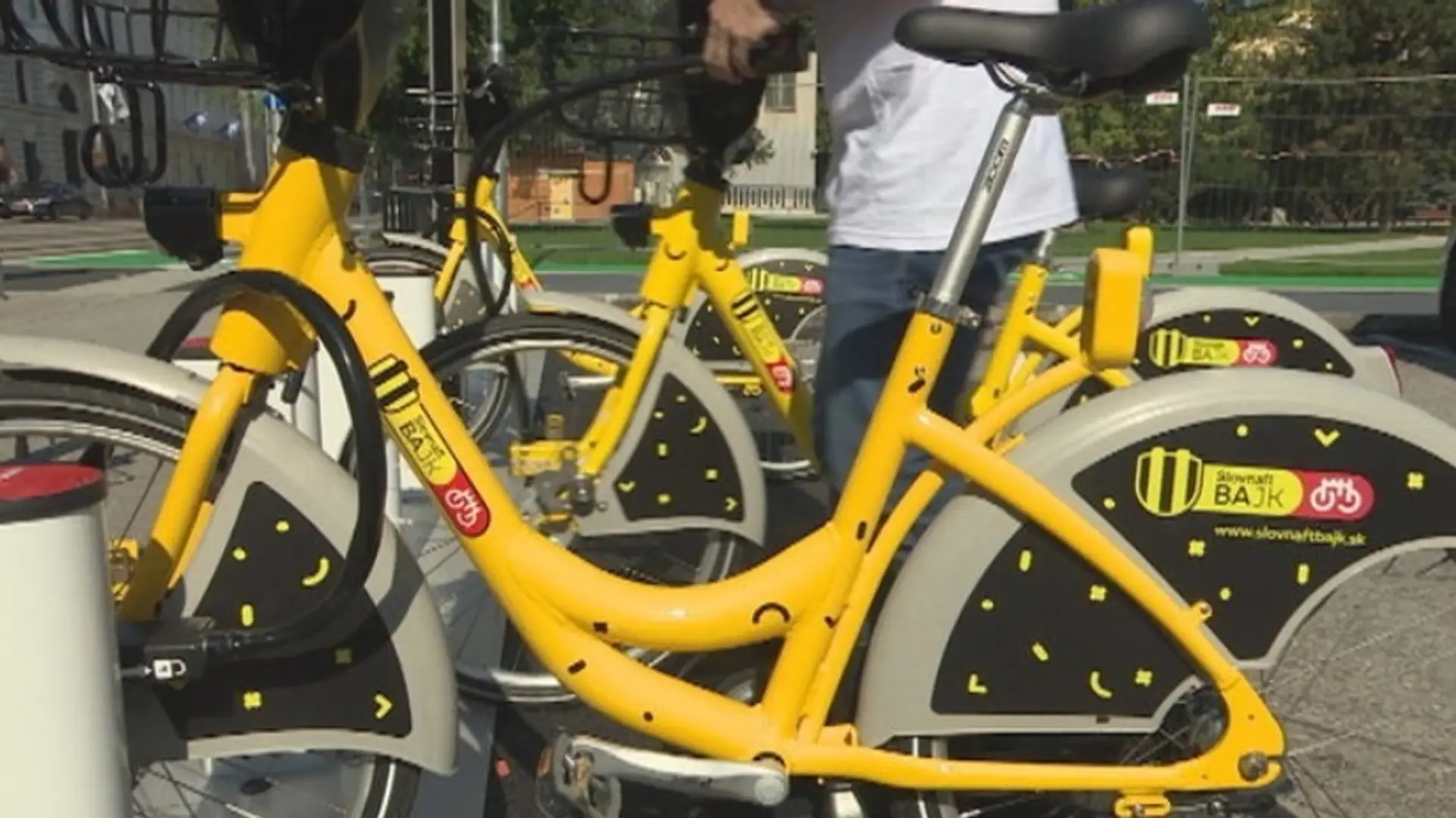 Bicykle.