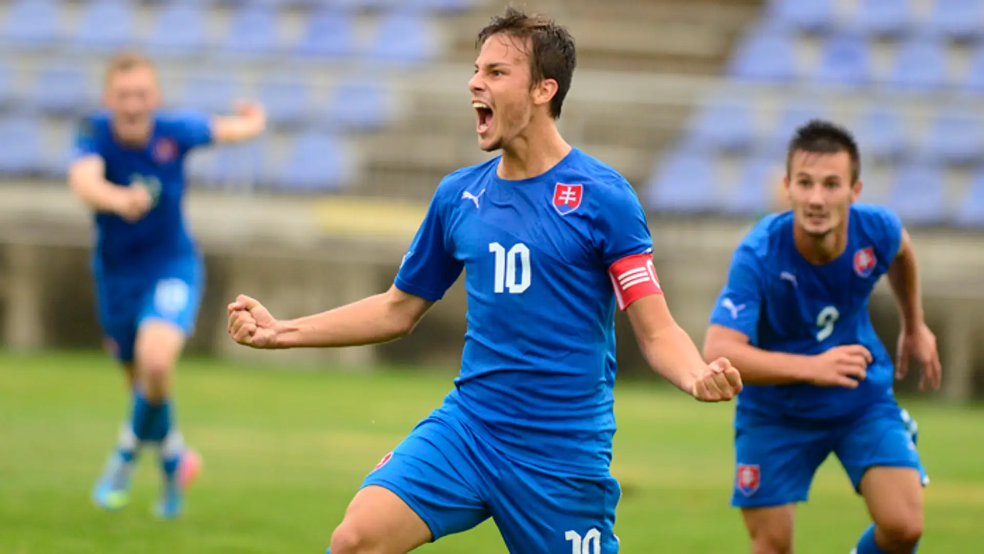 Jakub Hromada (v popredí) a Tomáš Vestenický na archívnej snímke.