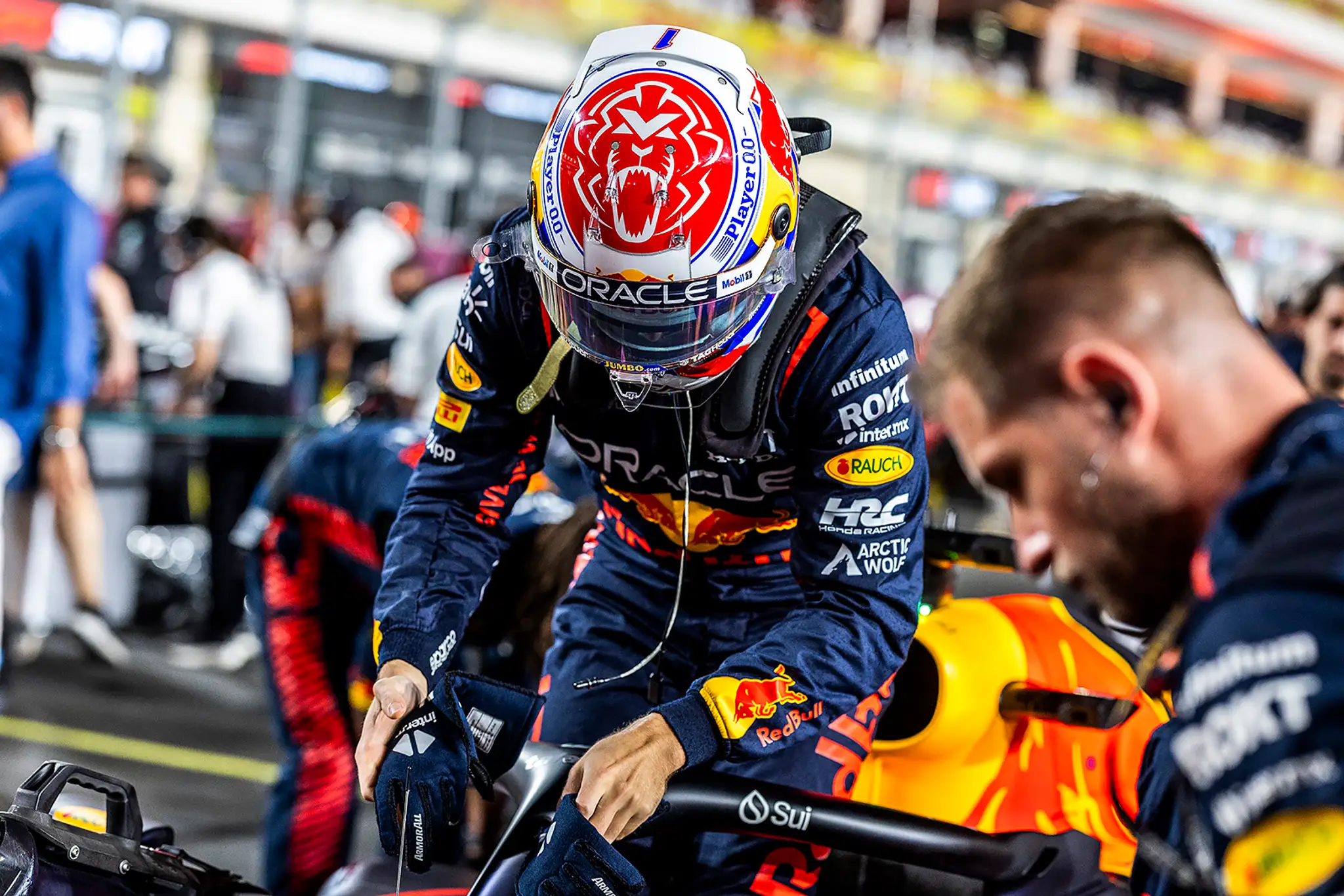 Suverén sezóny Max Verstappen obhájil titul majstra sveta.