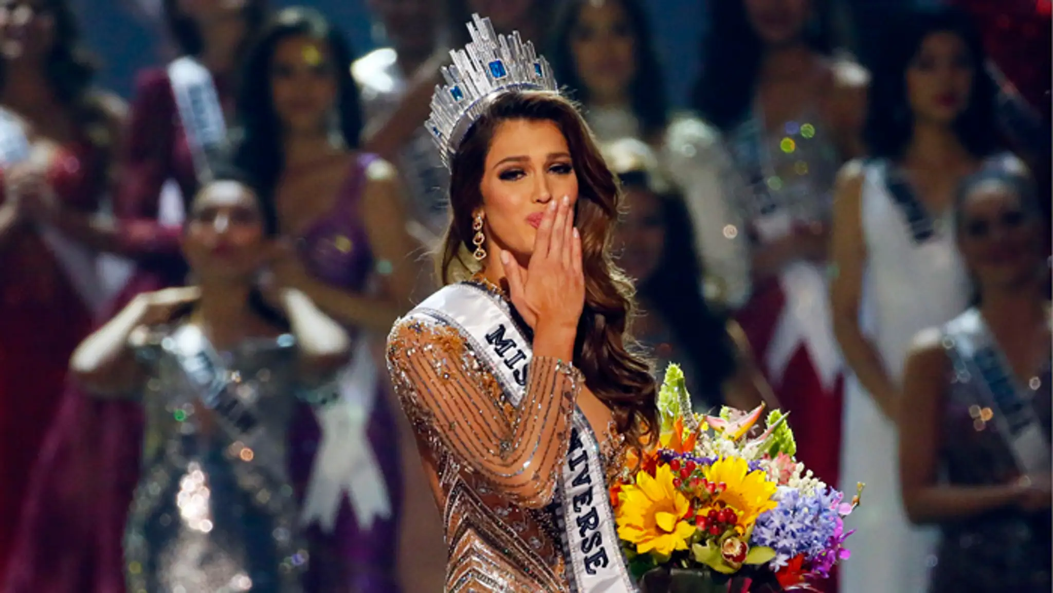 Francúzka Iris Mittenaereová sa stala novou Miss Universe.