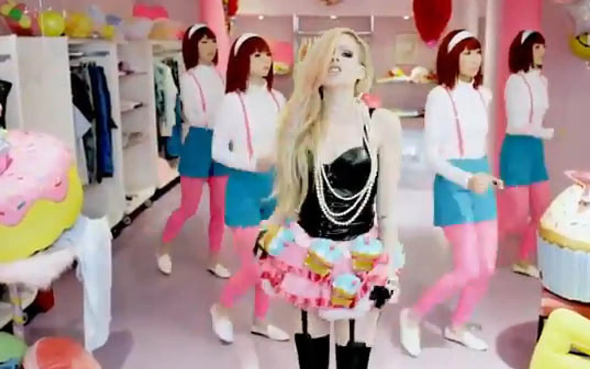 avril.jpg