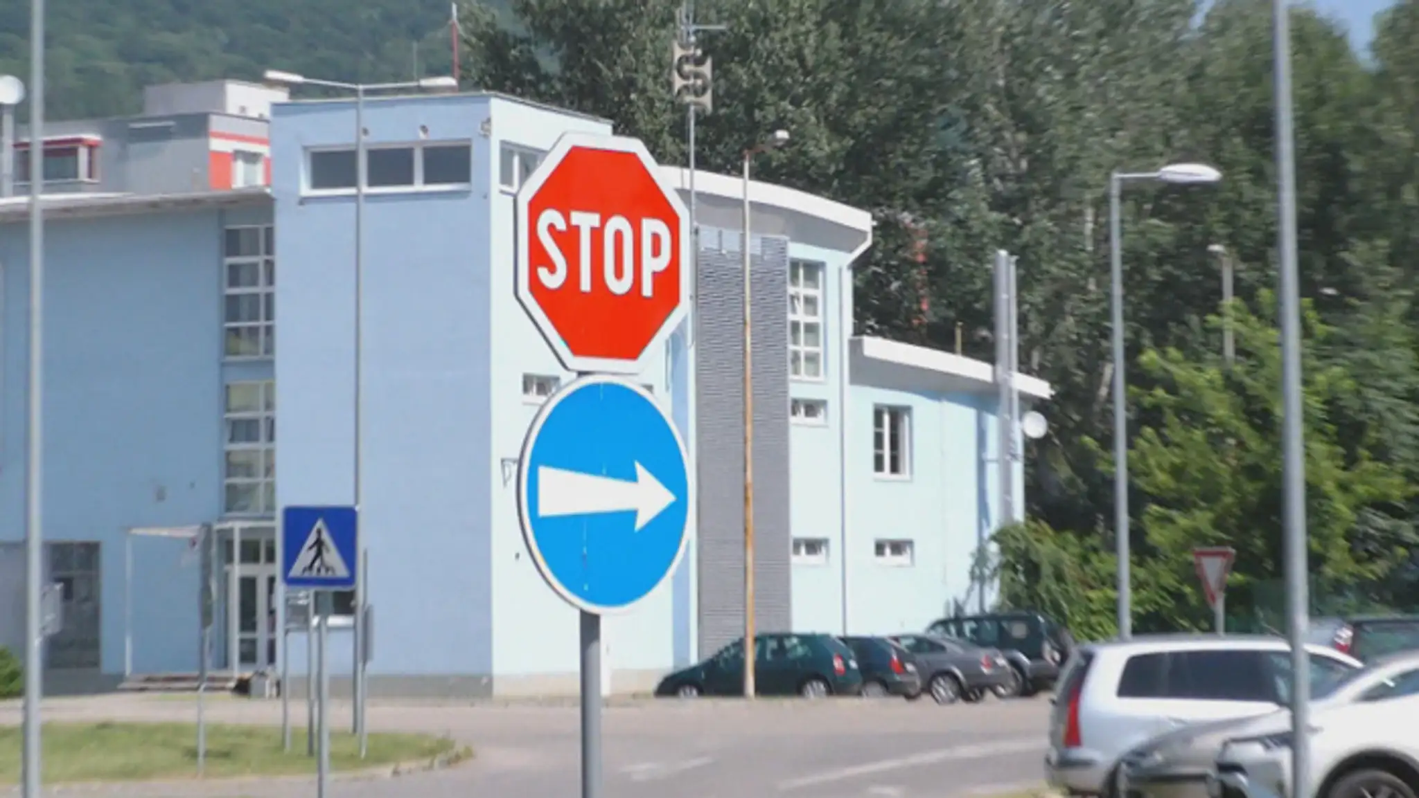 Sporná značka Stop v Púchove.