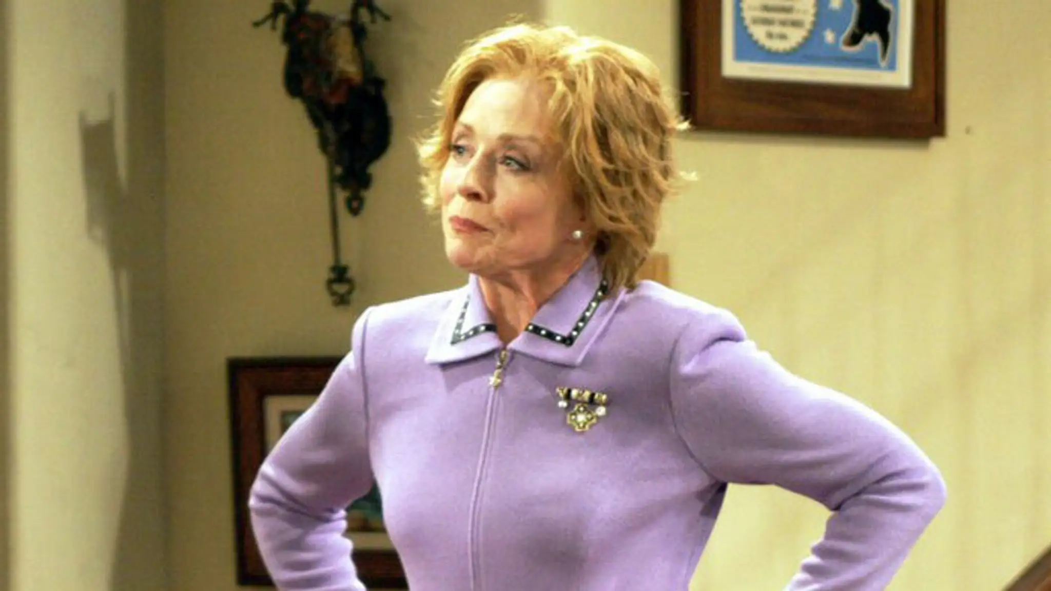 Holland Taylor v seriáli Dva a pol chlapa
