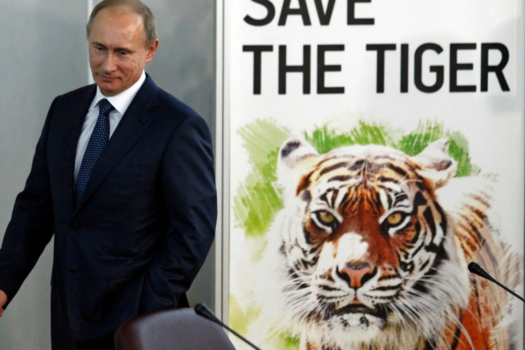 putin a tiger.jpg