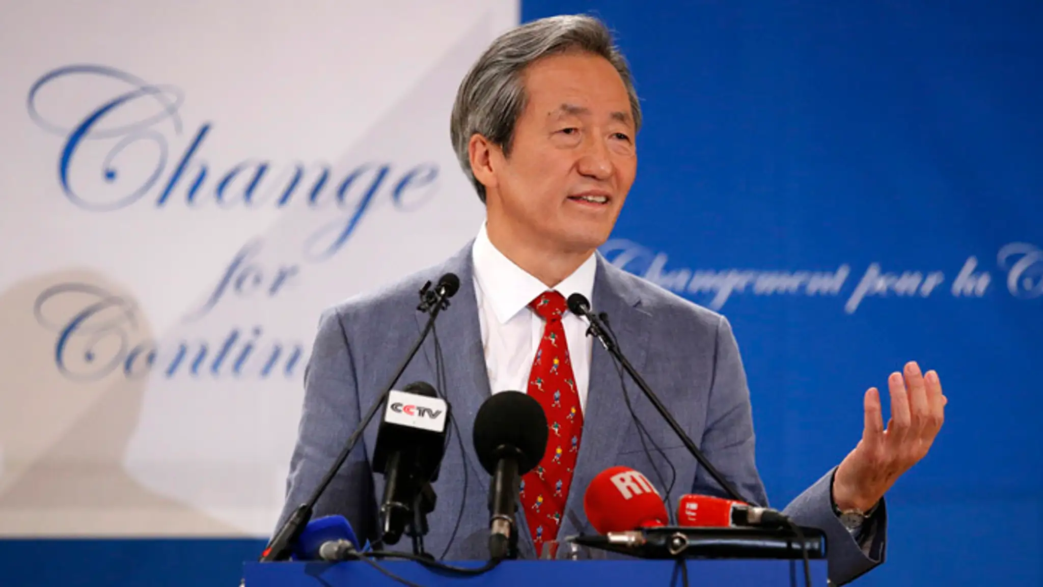 Juhokórejčan Chung Mong-joon.