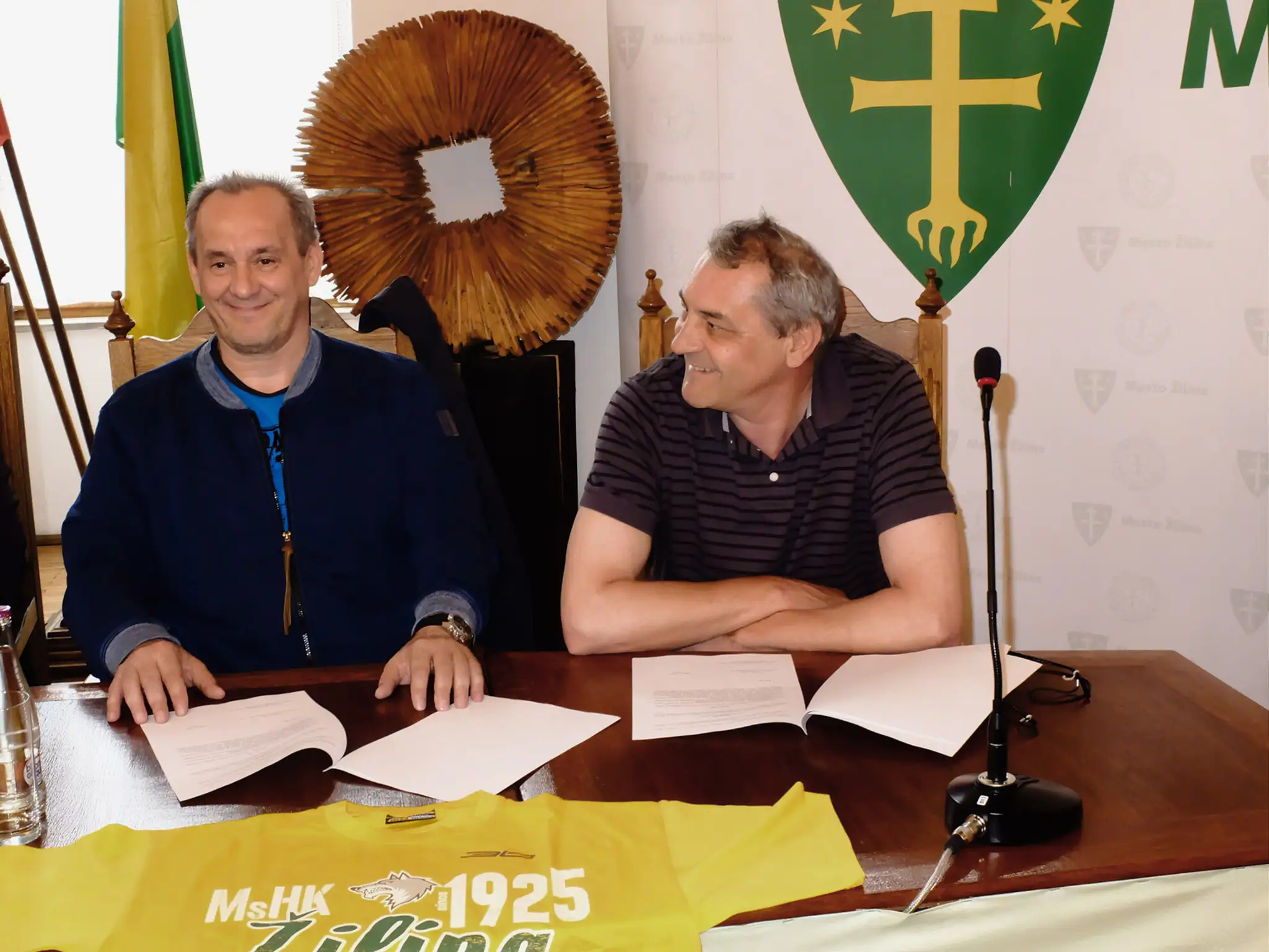 Milan Jančuška, tréner MsHK Žilina a Marián Tittl, predseda predstavenstva klubu 