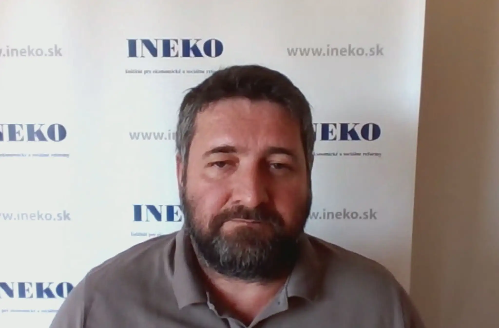 Riaditeľ inštitútu INEKO a zdravotnícky analytik Dušan Zachar k tendru na záchranky